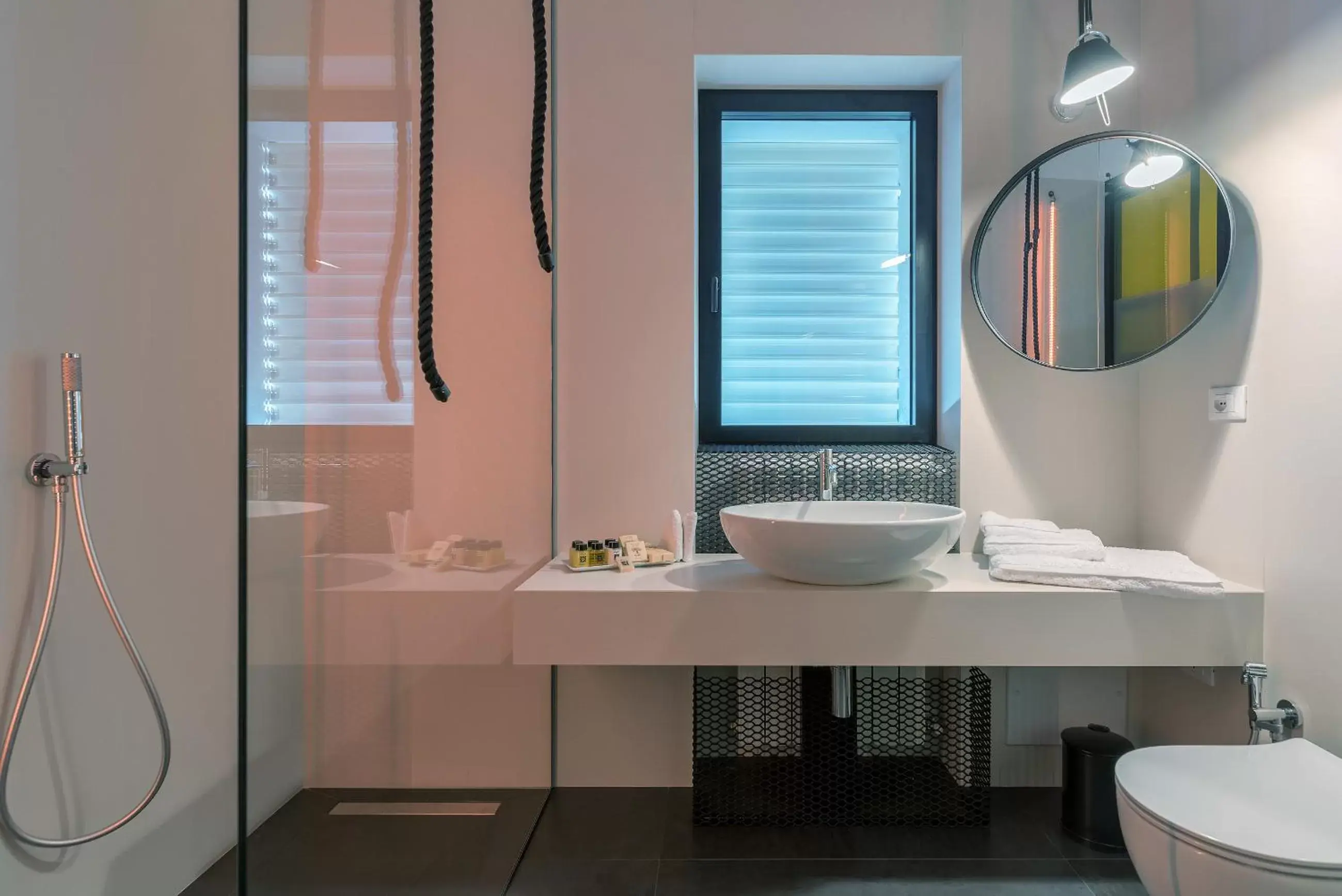 Bathroom in Biancofiore Apartments