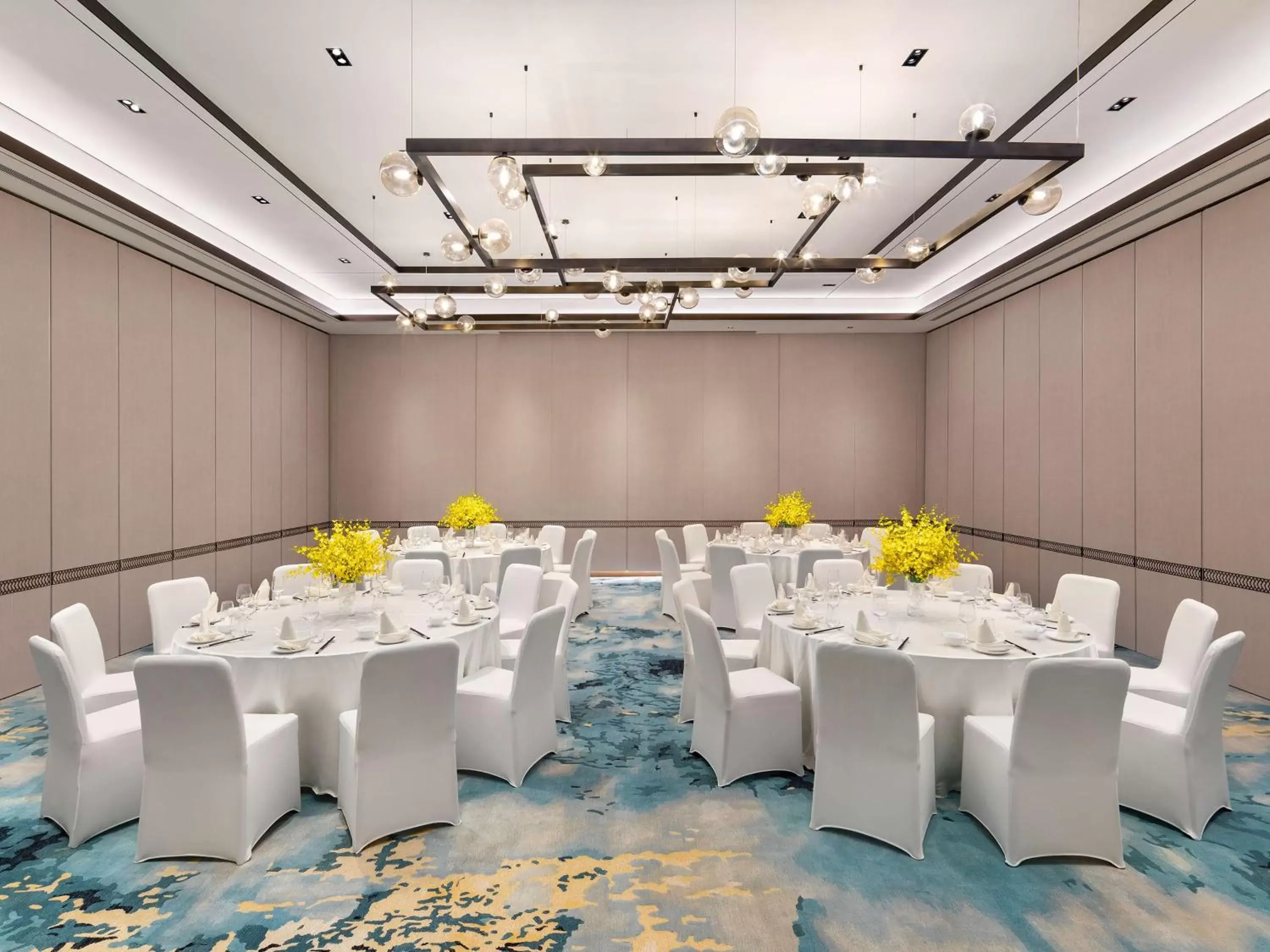 Meeting/conference room, Banquet Facilities in Doubletree By Hilton Kunming Airport