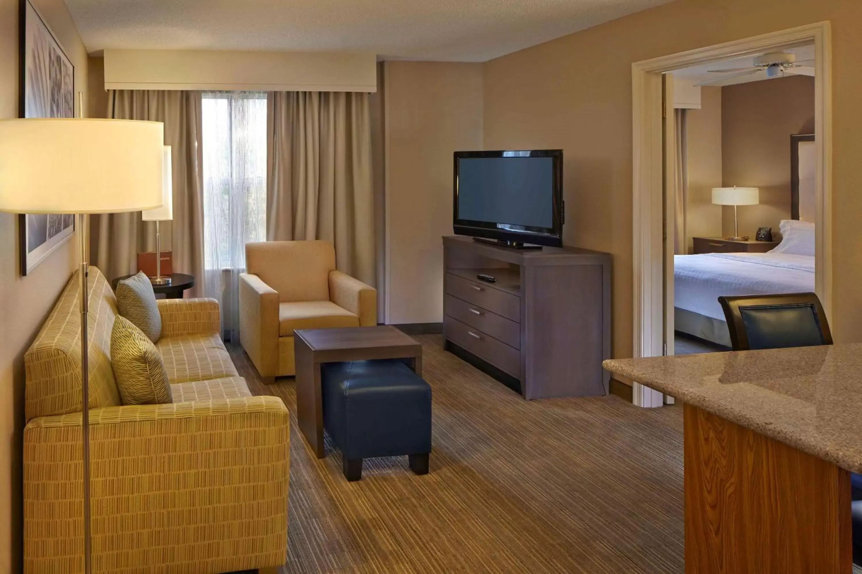 Bedroom, TV/Entertainment Center in Homewood Suites by Hilton Lake Mary