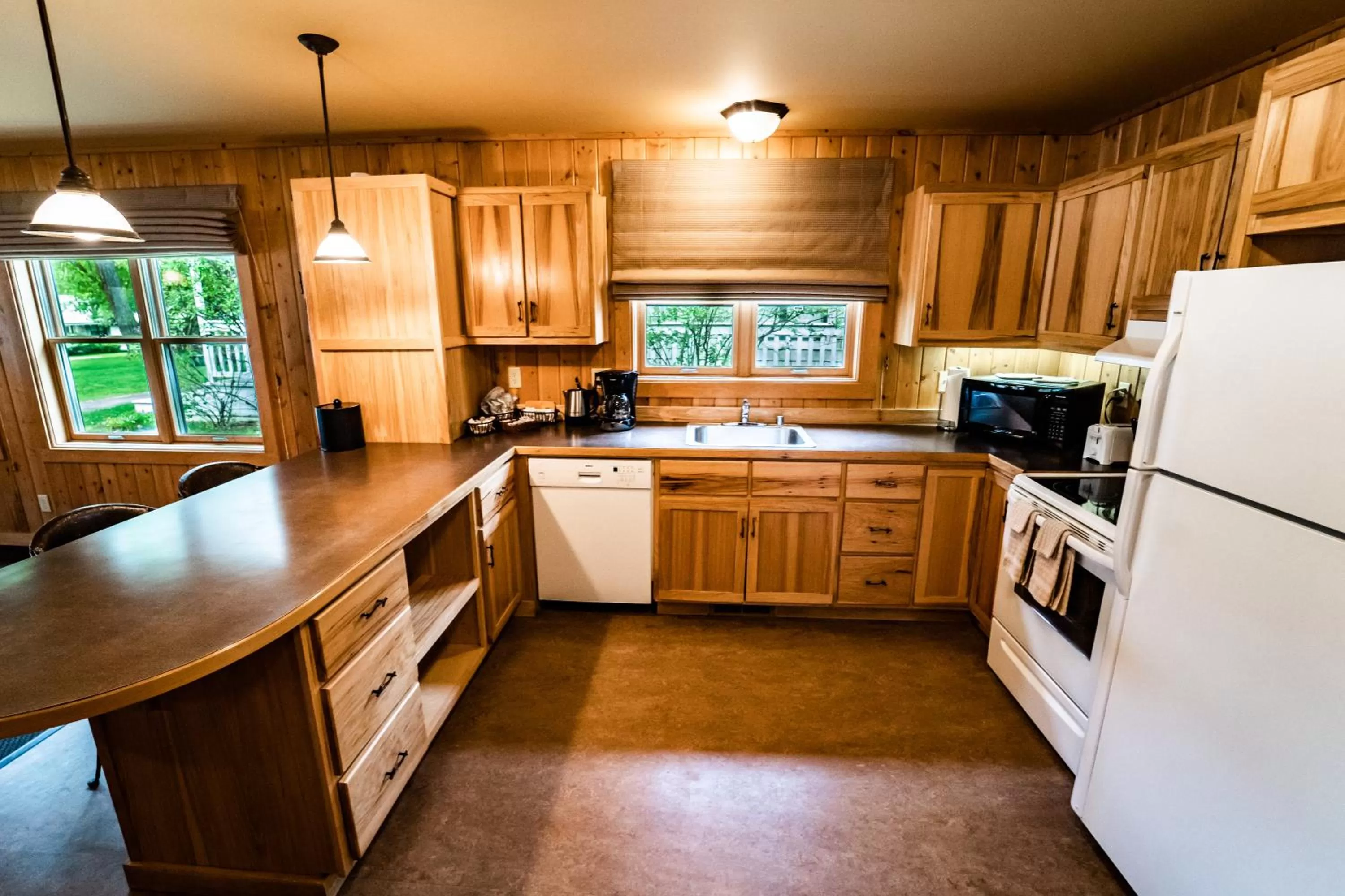 Kitchen or kitchenette in Sun Mountain Lodge