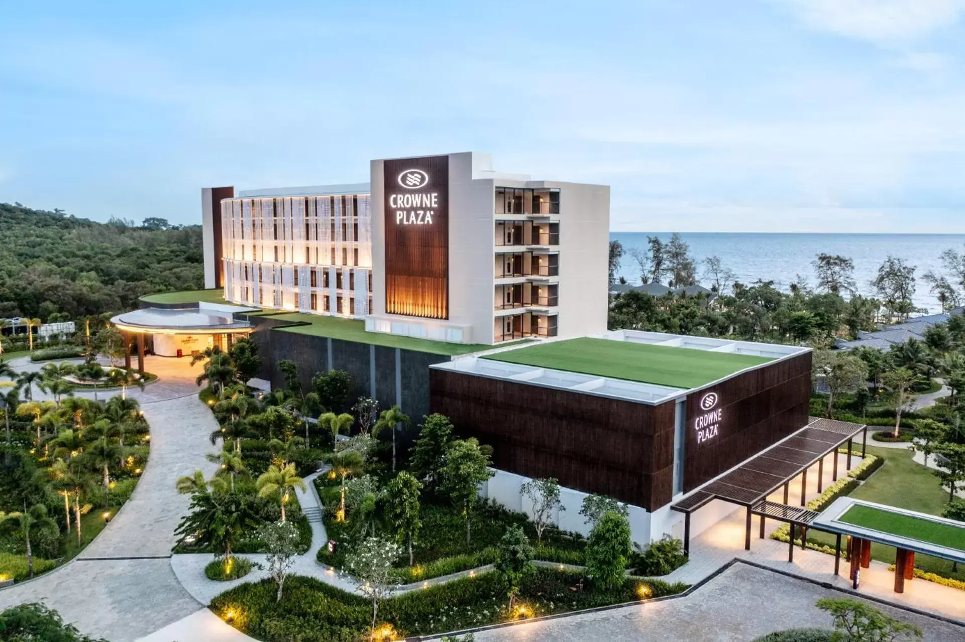 Facade/entrance, Property Building in Crowne Plaza Phu Quoc Starbay, an IHG Hotel