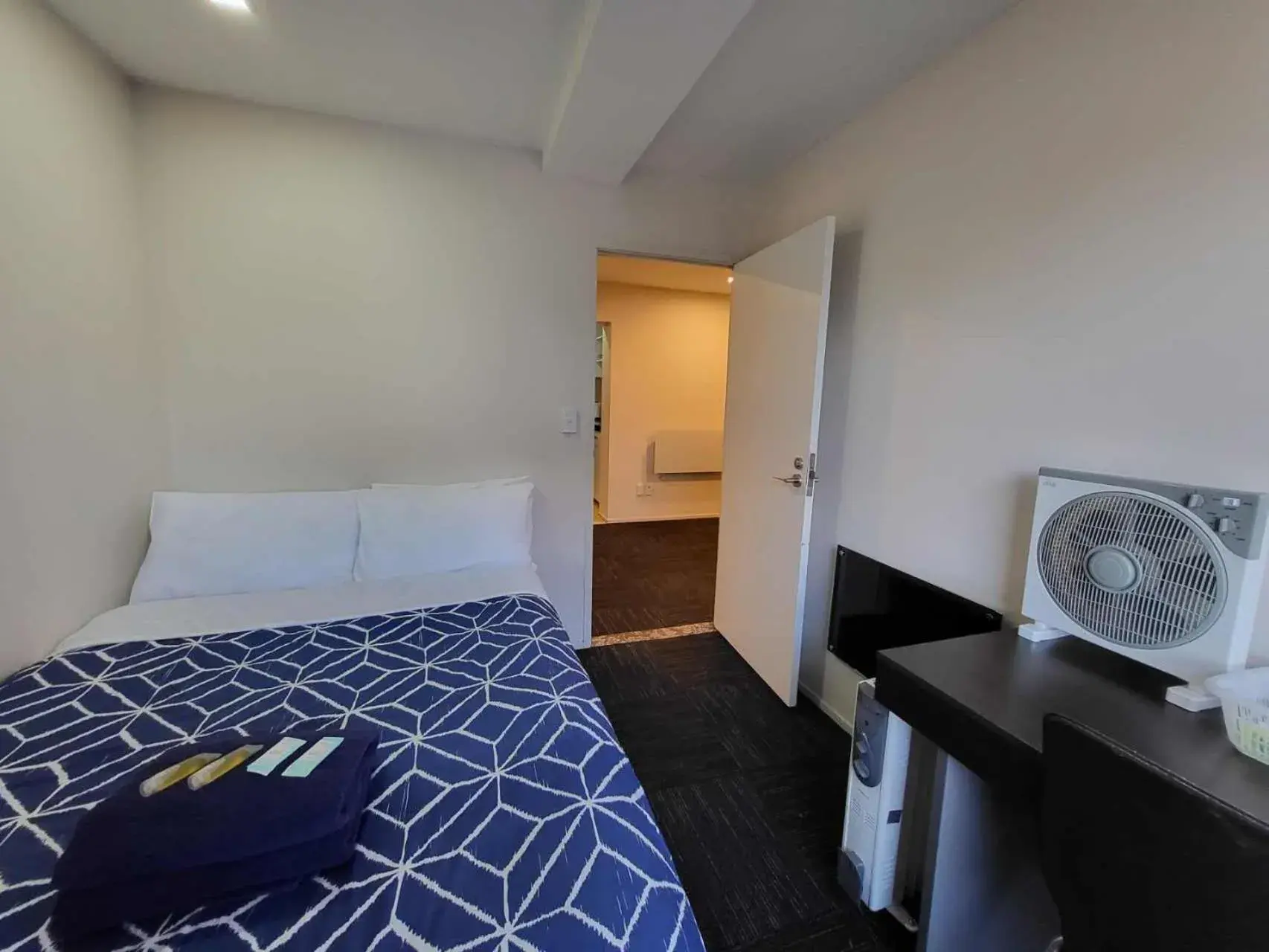 Bed in Empire Apartments Bed in Empire Apartments