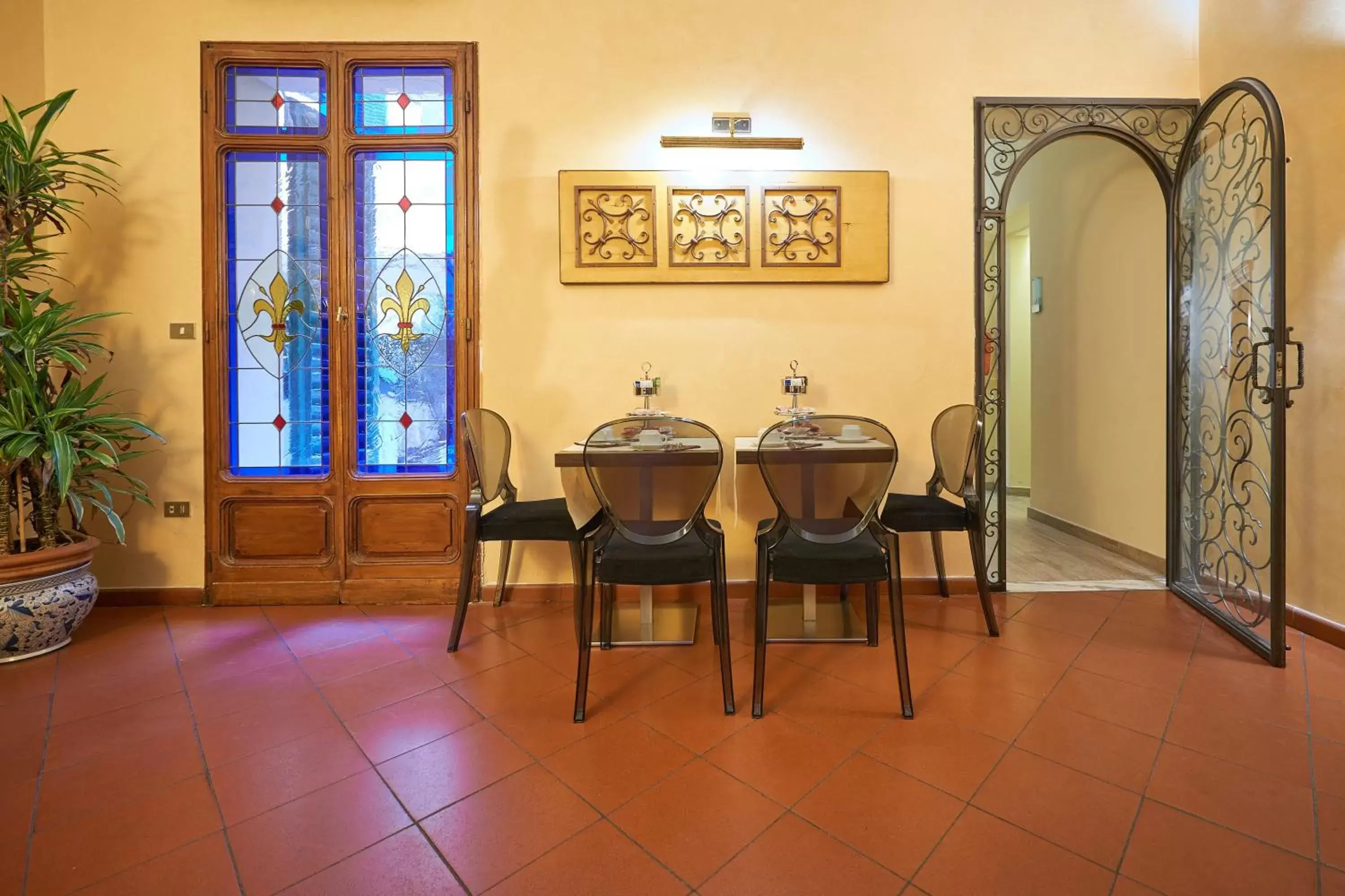 Decorative detail, Dining Area in Hotel Cosimo de' Medici