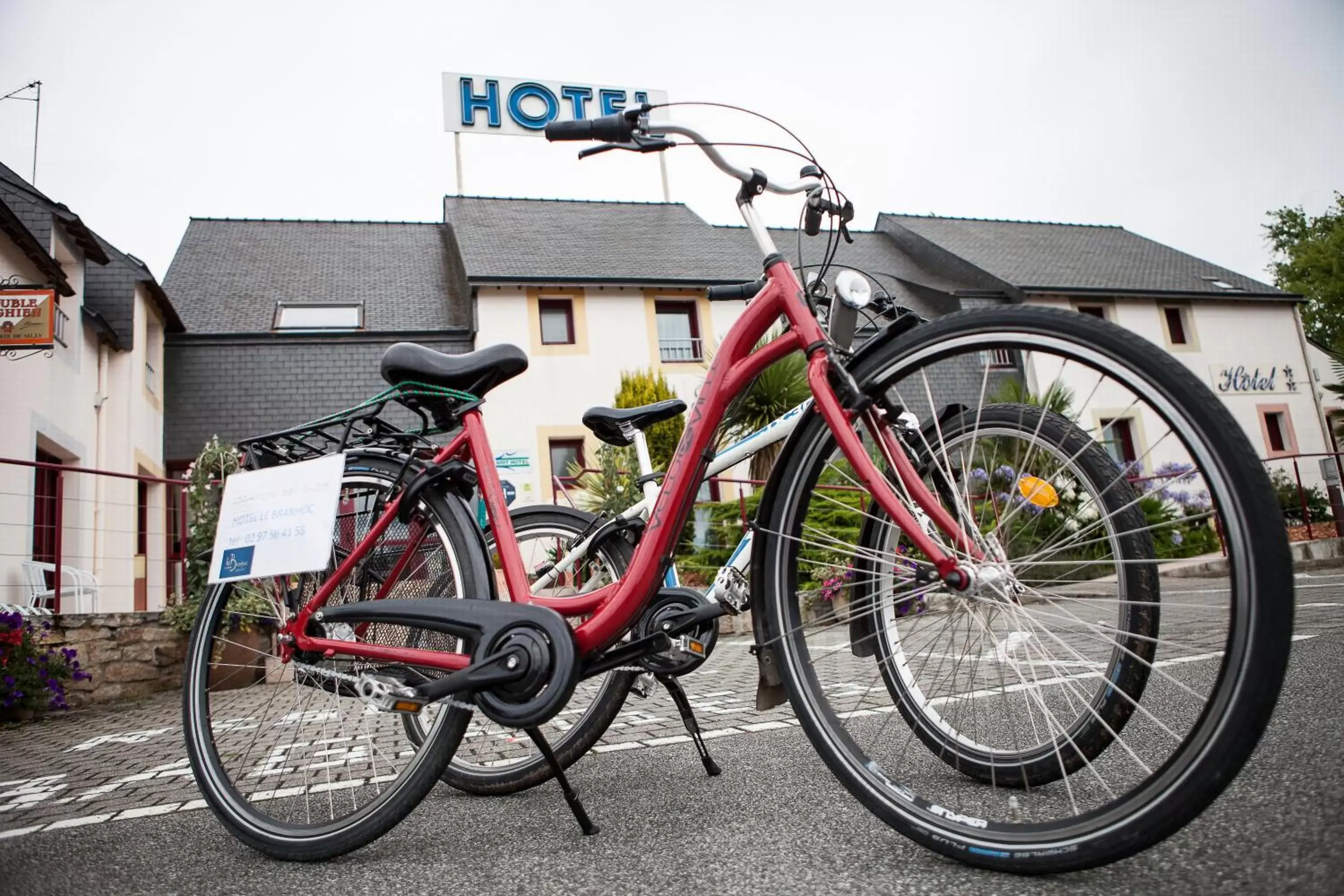 Cycling, Biking in Hotel Le Branhoc - Brit Hotel Auray