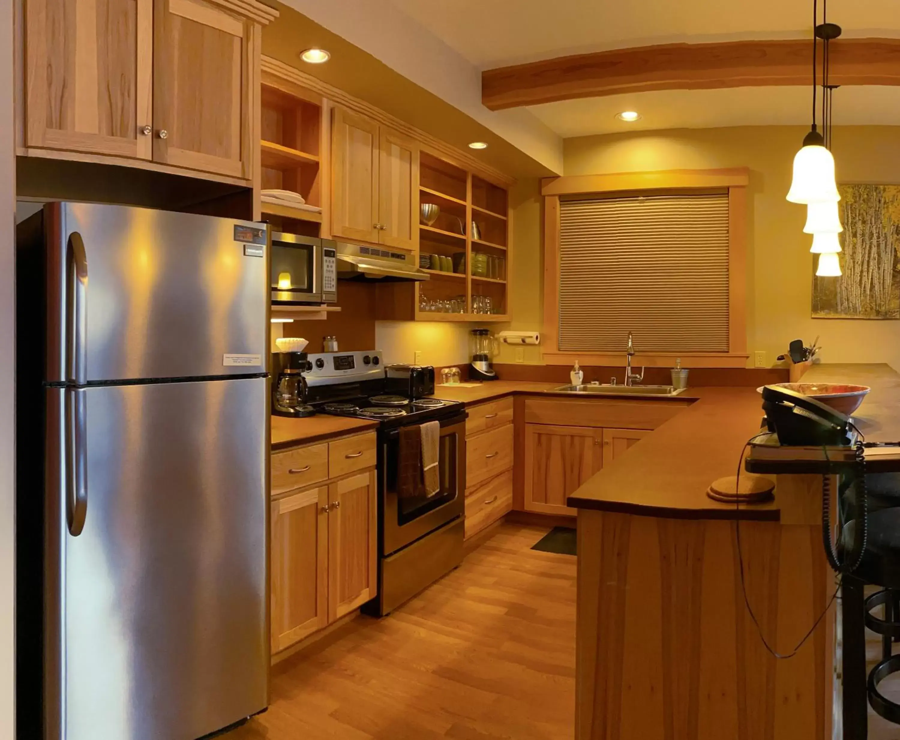 Kitchen or kitchenette, Kitchen/Kitchenette in Twisp River Suites