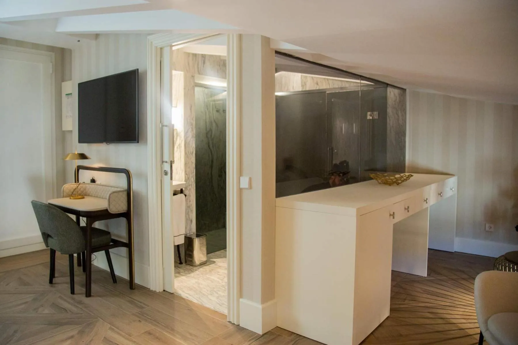 Bathroom in MYR Palacio Vallier