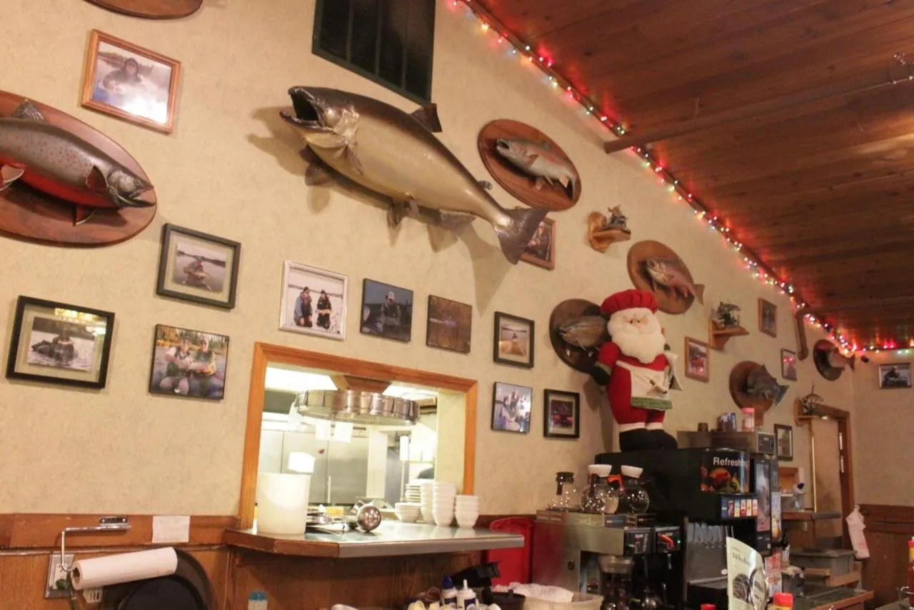 Lounge or bar in Windbreak Cafe