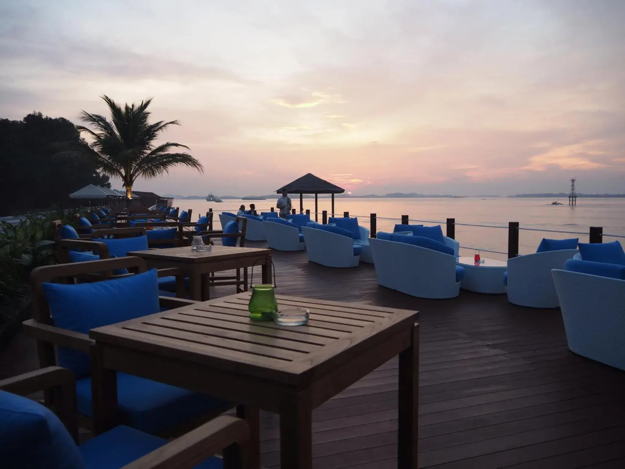Restaurant/places to eat, Sunrise/Sunset in KTM Resort Batam