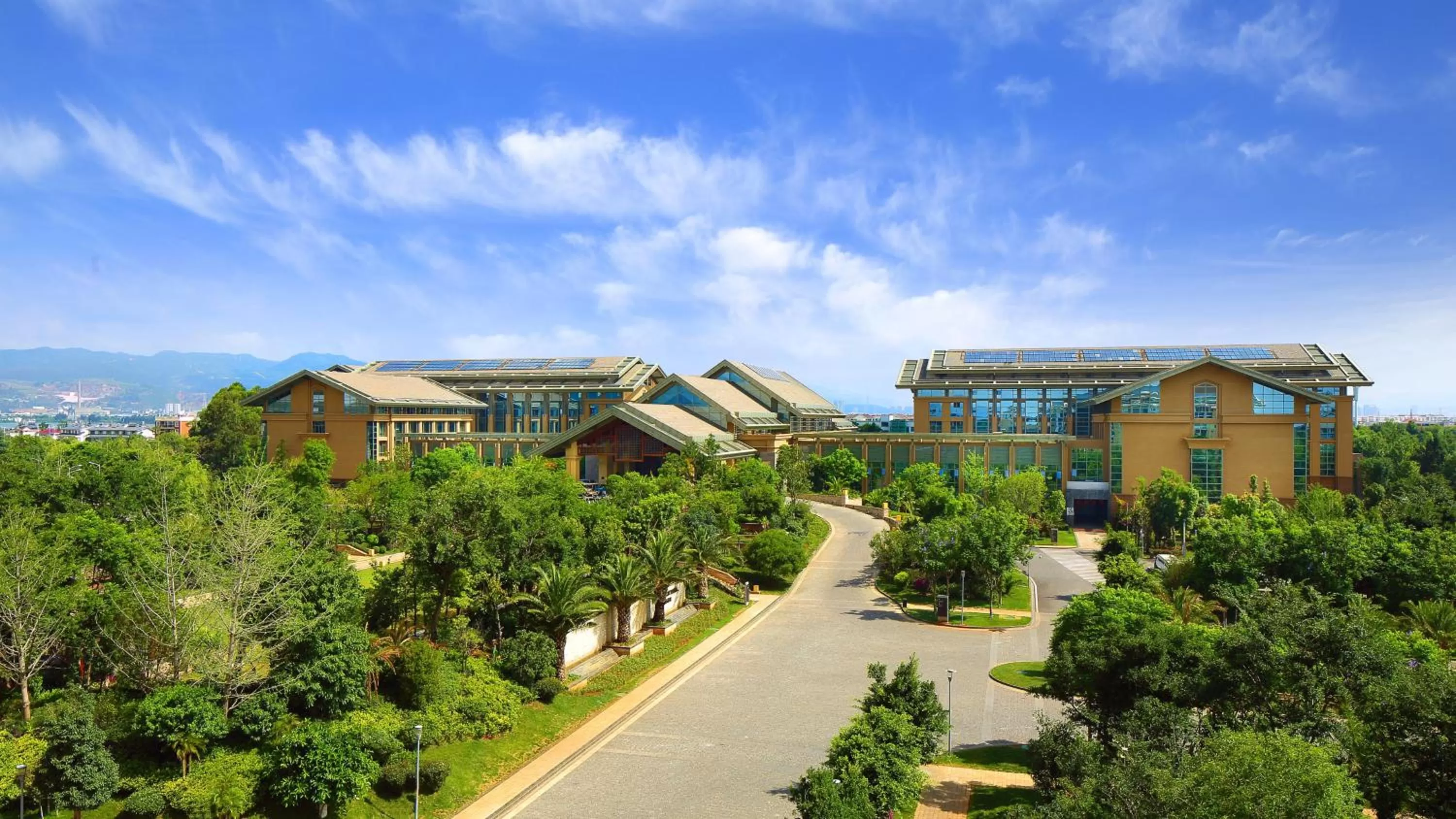 Property building in InterContinental Kunming by IHG