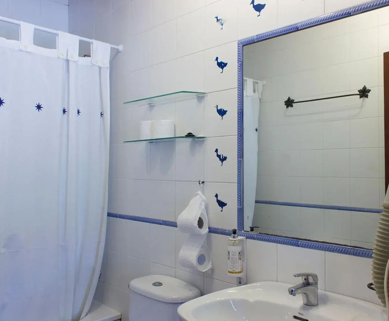 Property building, Bathroom in Viviendas Rurales El Covaju