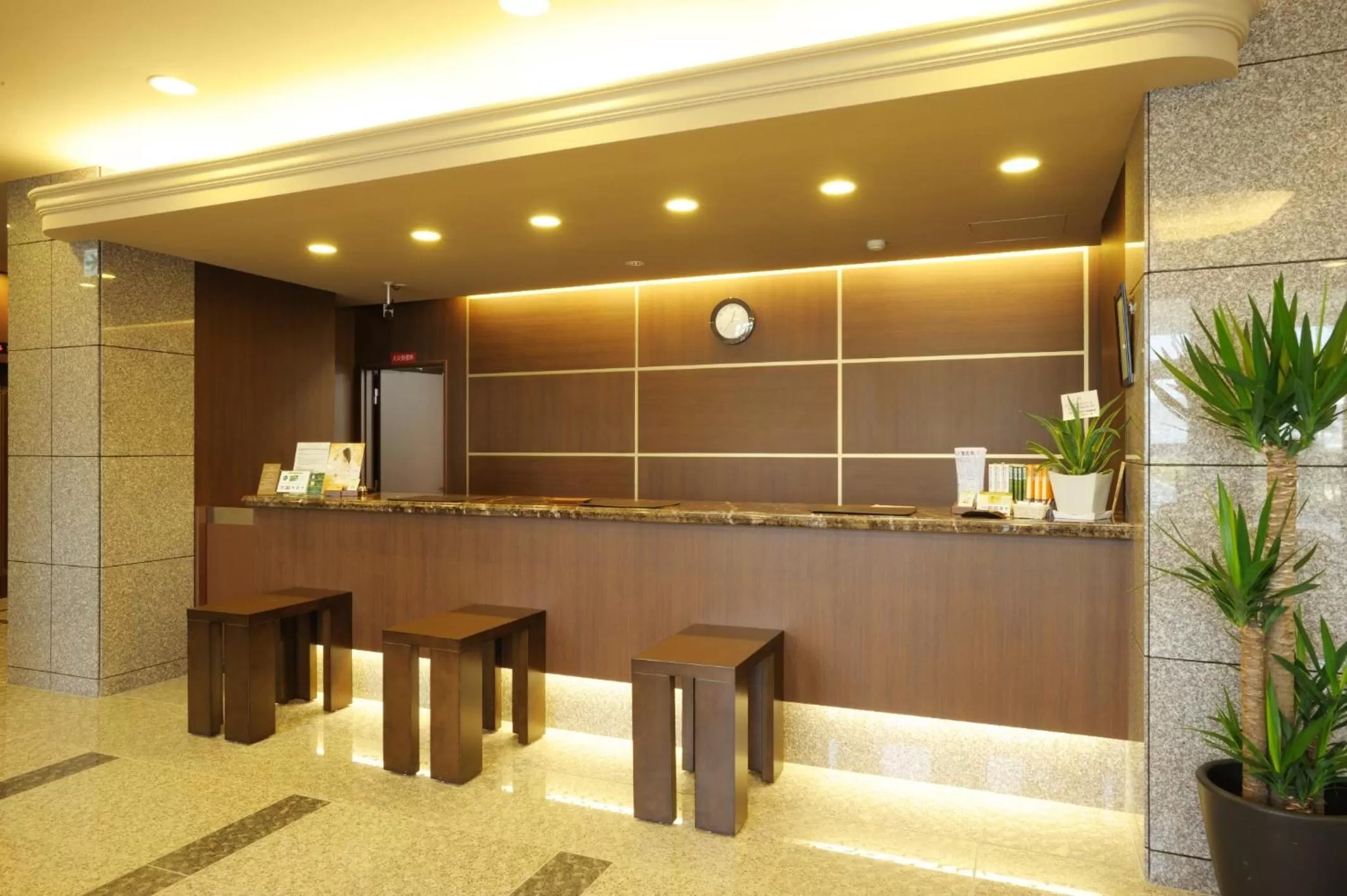 Lobby or reception in Hotel Route-Inn Sendainagamachi Inter