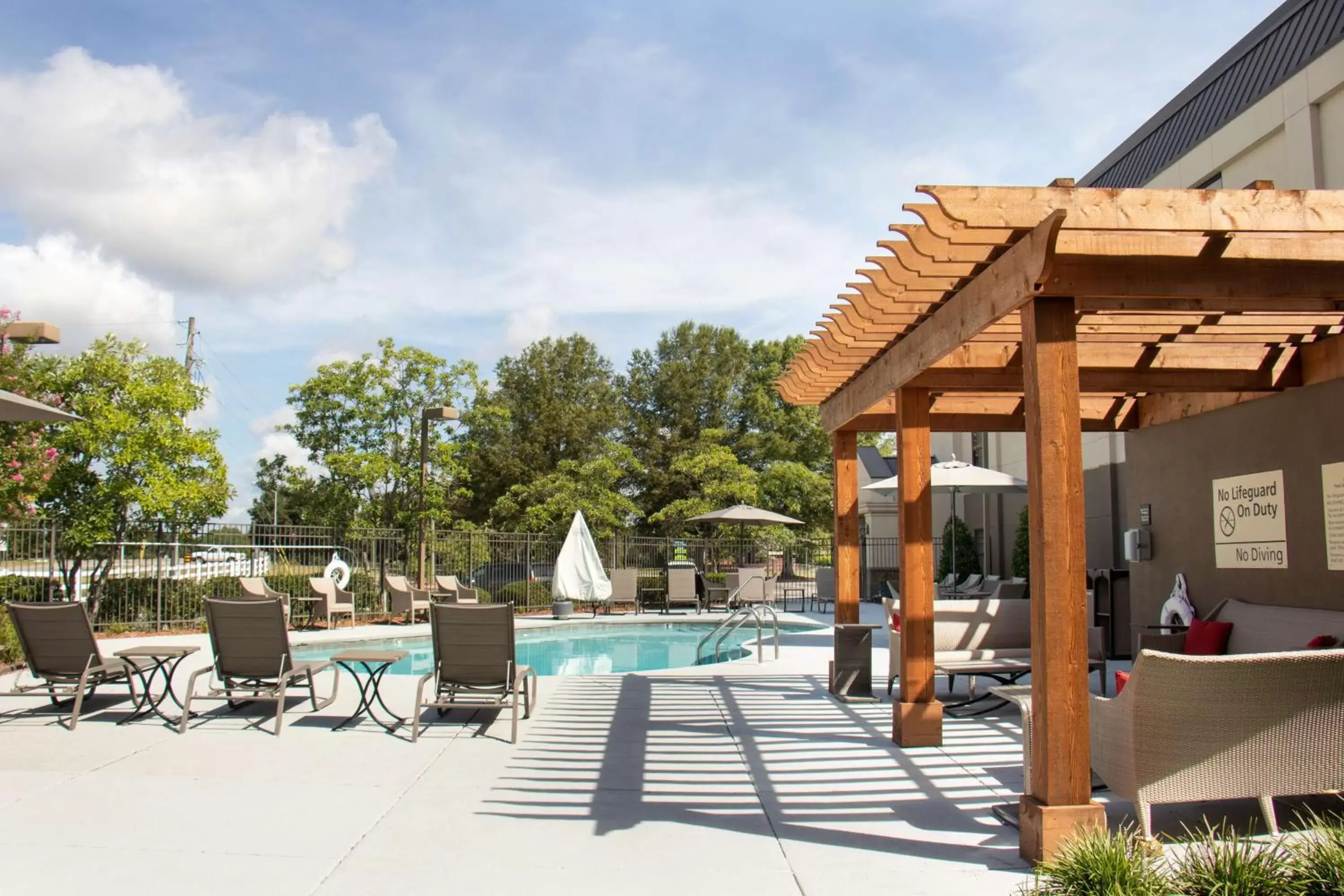 Pool view, Swimming Pool in Hampton Inn Tuscaloosa-University