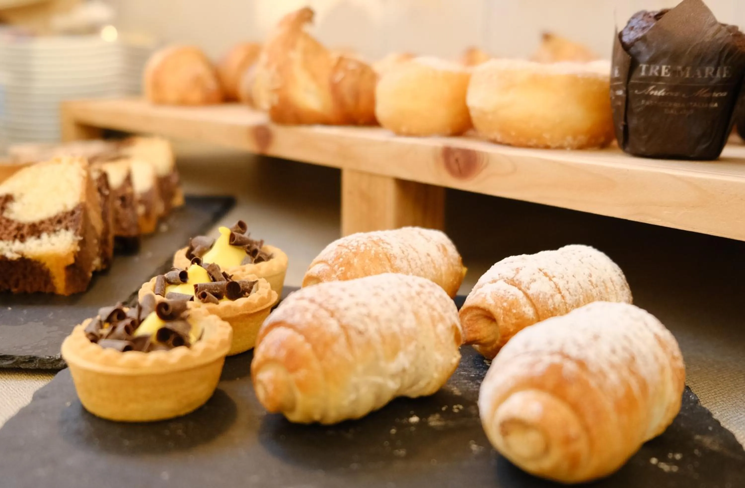 Breakfast in Hotel Motel 2000