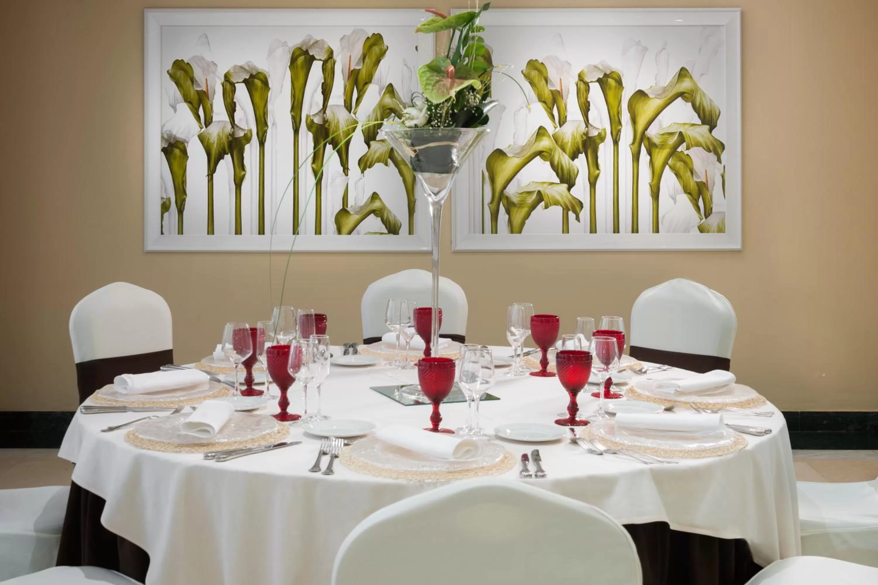 Restaurant/places to eat in Elba Vecindario Aeropuerto Business & Convention Hotel