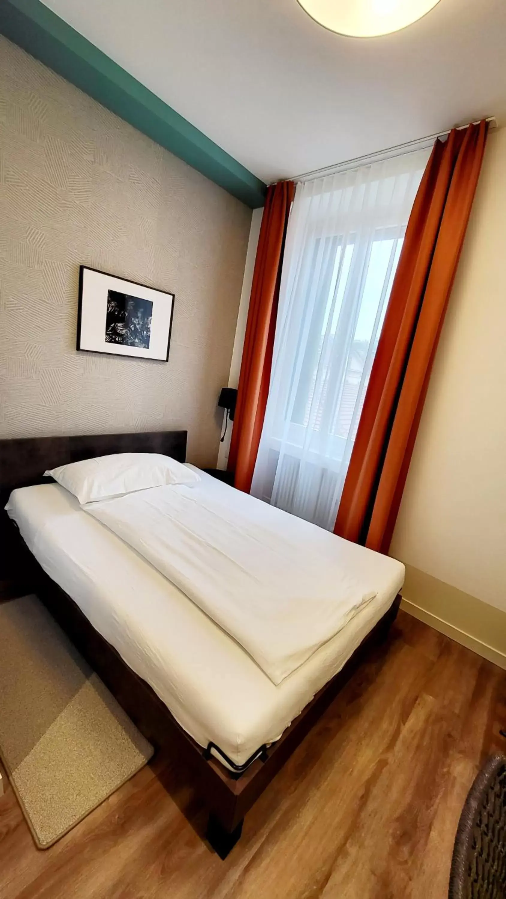 Bedroom, Bed in Hotel Pestalozzi Lugano