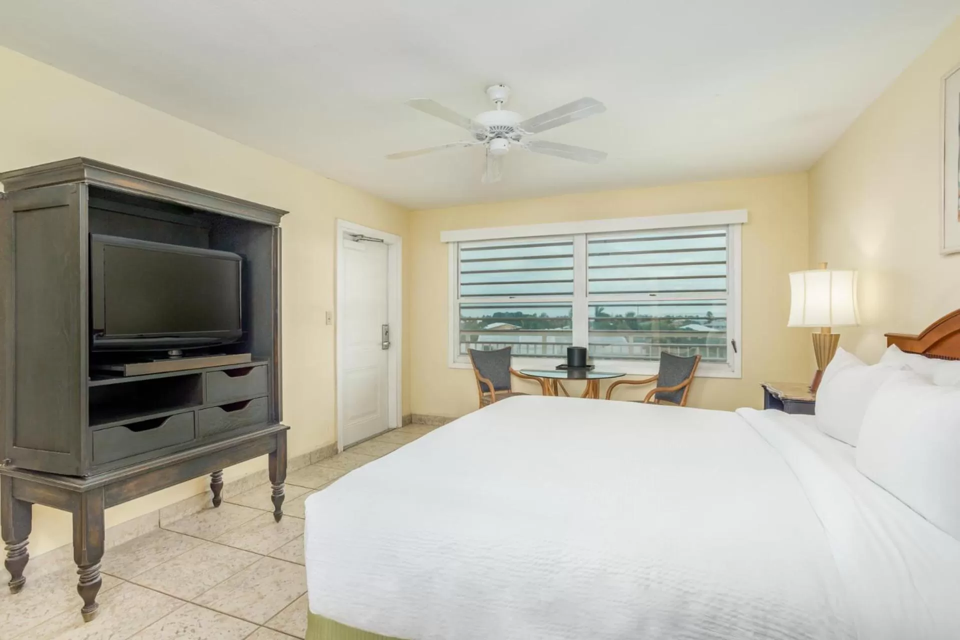 Bedroom, Bed in Marina Del Mar Resort and Marina