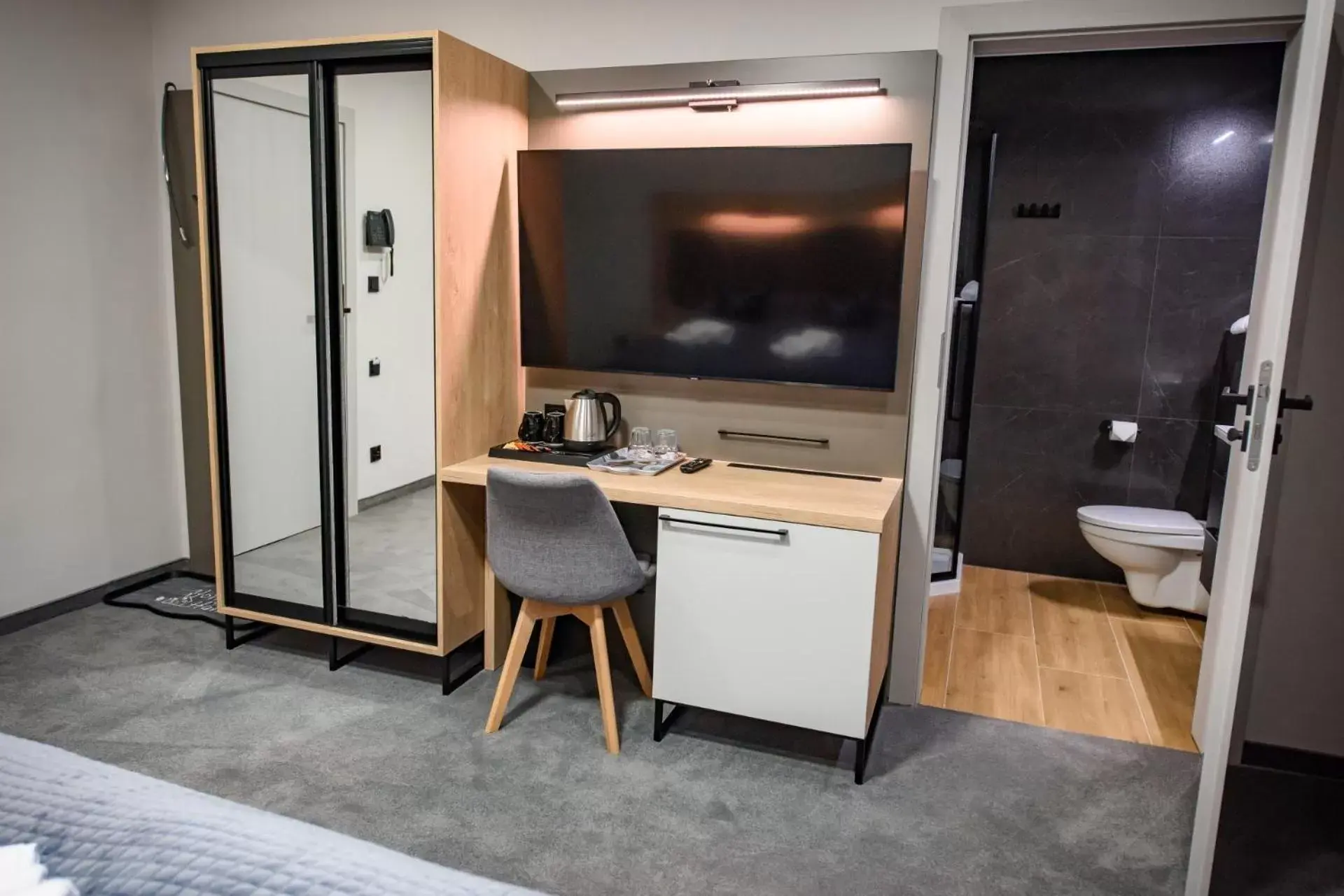 Deluxe Double Room (2 Adults + 1 Child) in Wójcik SPA - Krynica Zdrój Deluxe Double Room (2 Adults + 1 Child) in Wójcik SPA - Krynica Zdrój