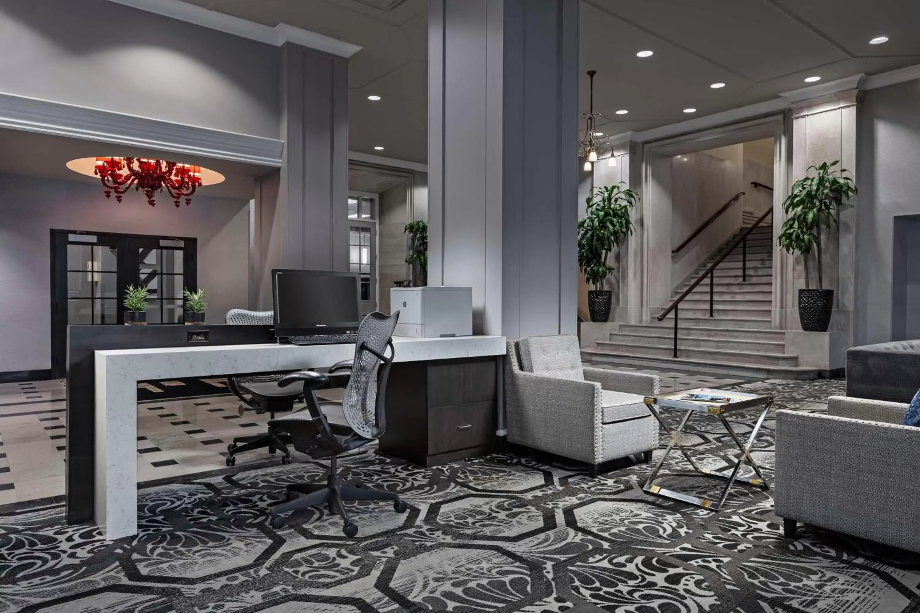 Lobby or reception, Restaurant/Places to Eat in DoubleTree Suites by Hilton Hotel Detroit Downtown - Fort Shelby