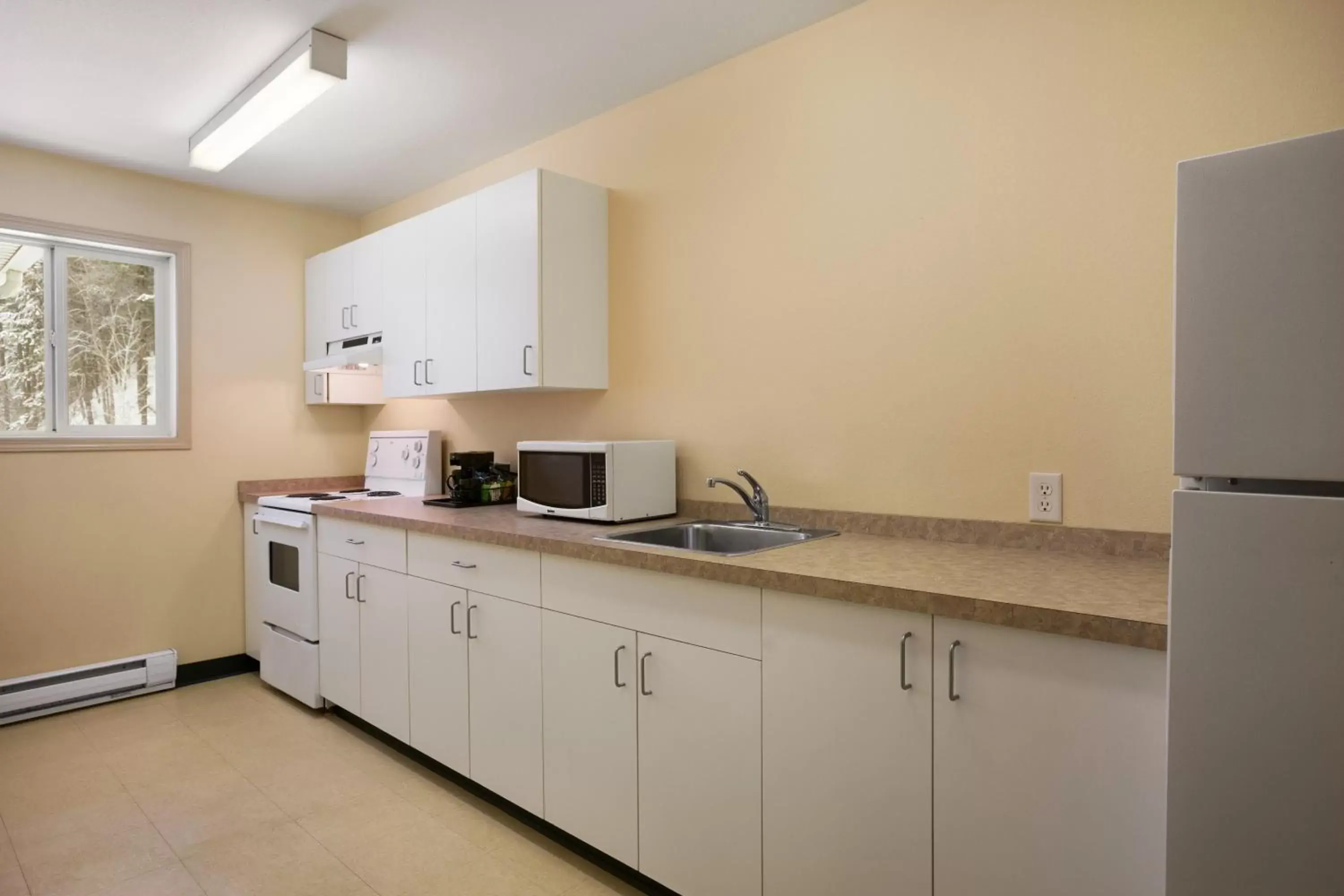 Other, Kitchen/Kitchenette in Ramada Limited Golden