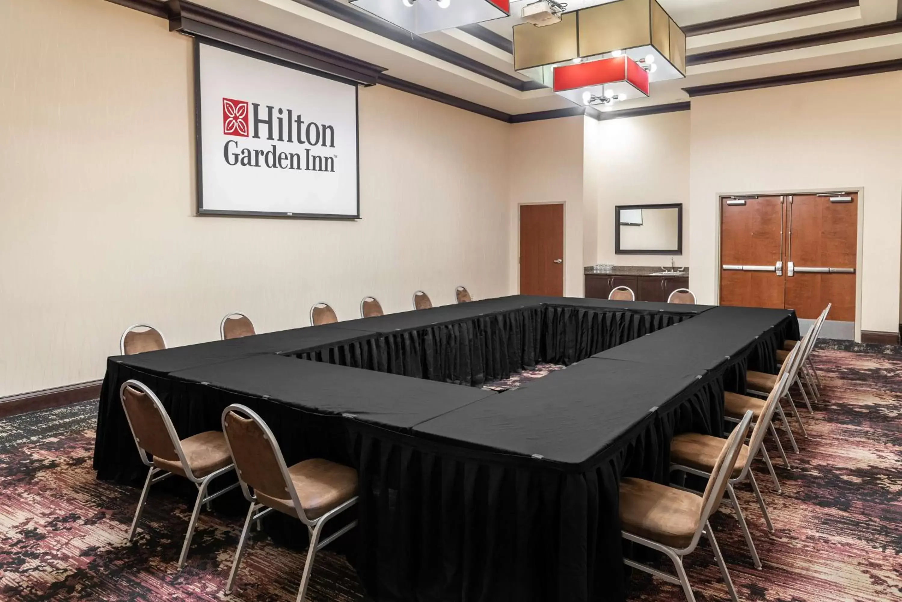 Meeting/conference room in Hilton Garden Inn North Little Rock