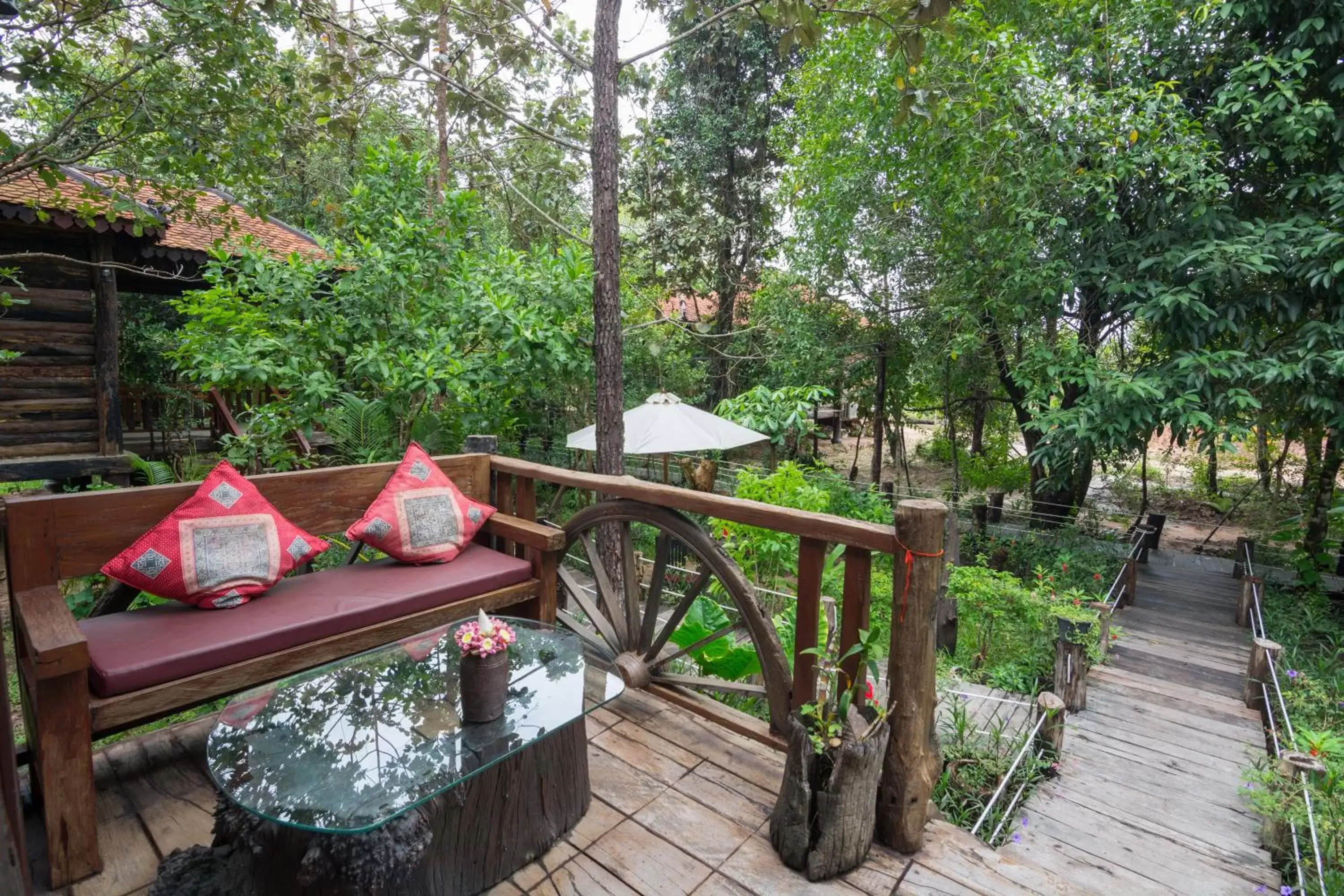 Balcony/Terrace in Bong Thom Forest Lodge