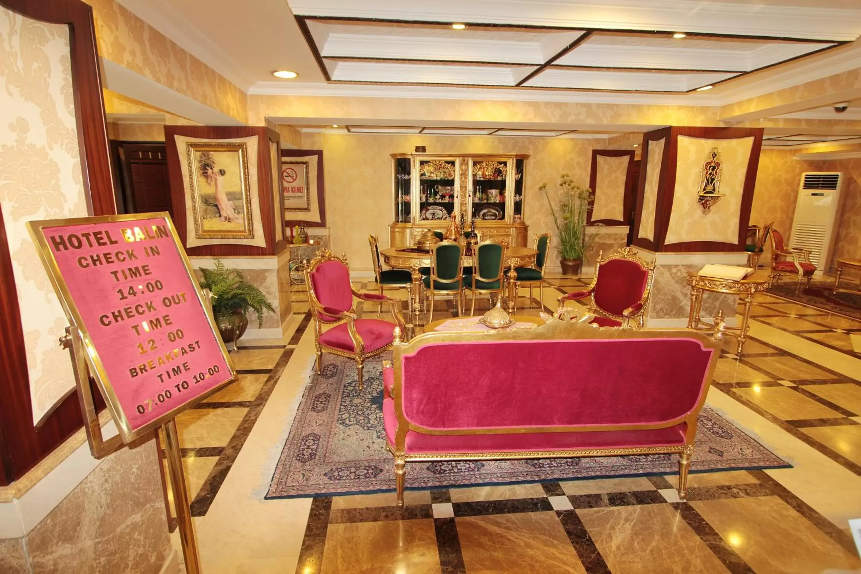 Lobby or reception, Restaurant/Places to Eat in Balin Boutique Hotel