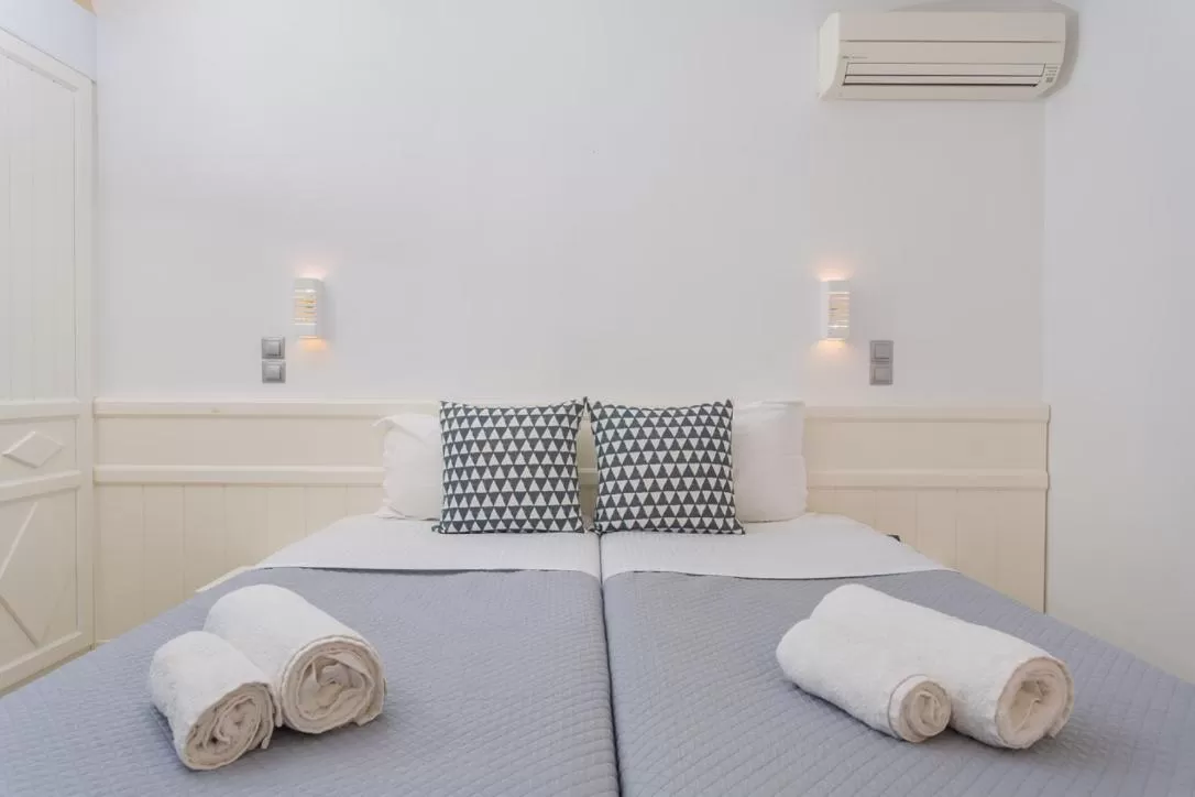 Bed in Katerina mare