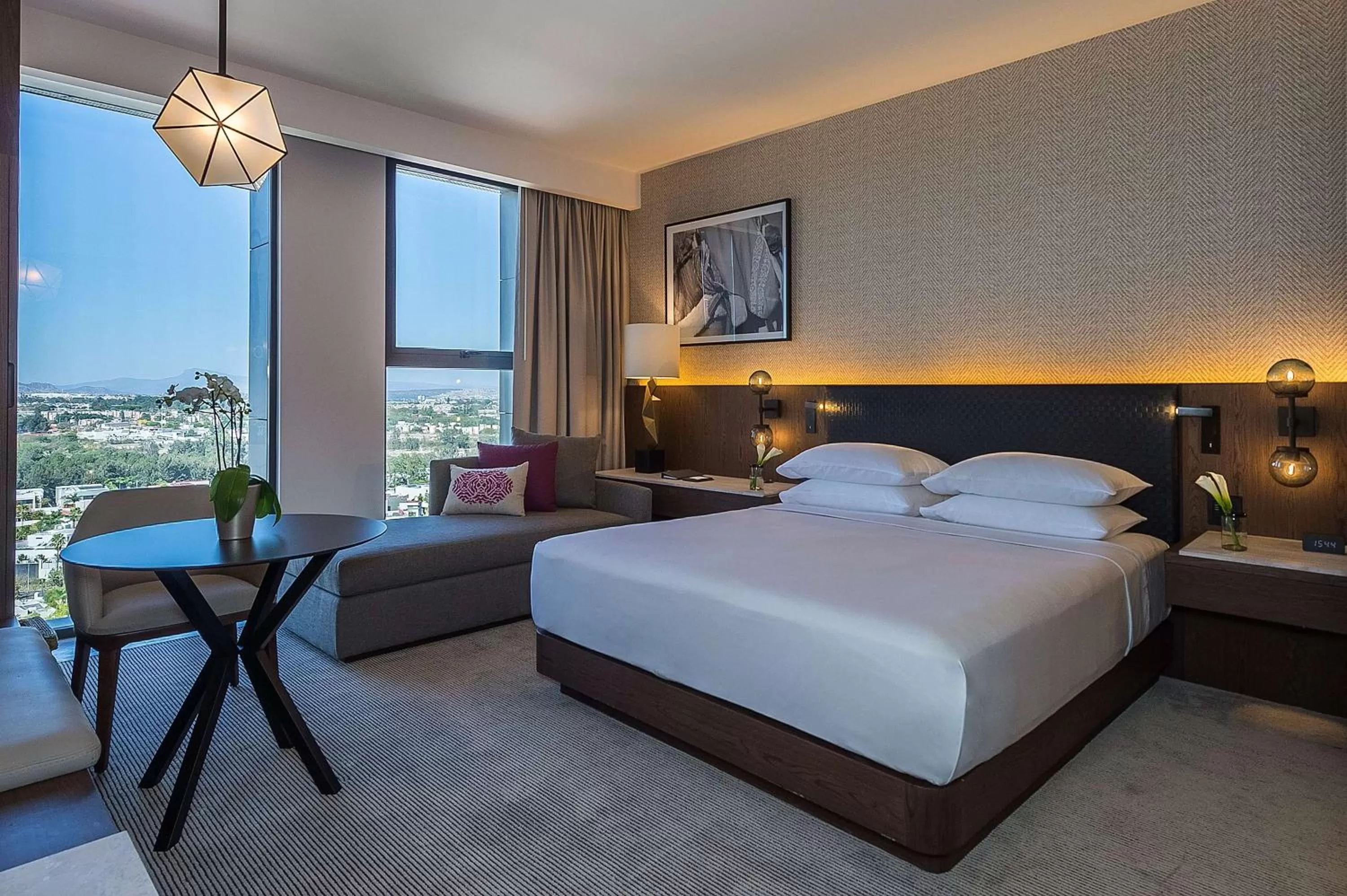 Photo of the whole room, Bed in Hyatt Regency Andares Guadalajara