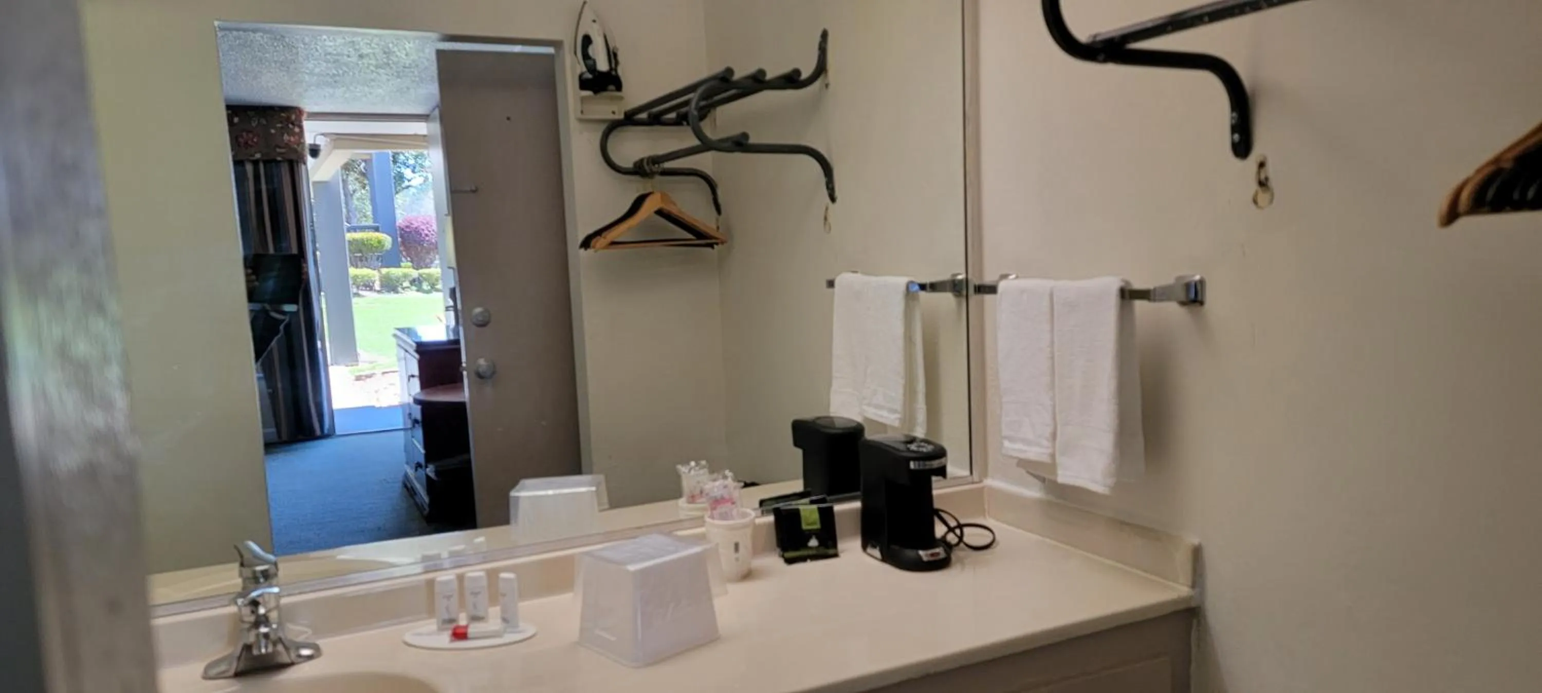 Ramada by Wyndham & Suites Warner Robins