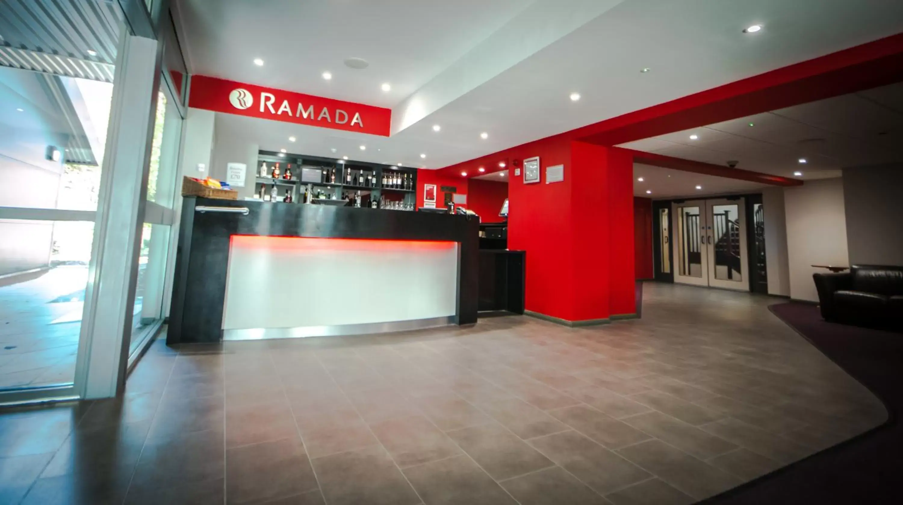 Lobby or reception in Ramada London South Mimms Lobby or reception in Ramada London South Mimms
