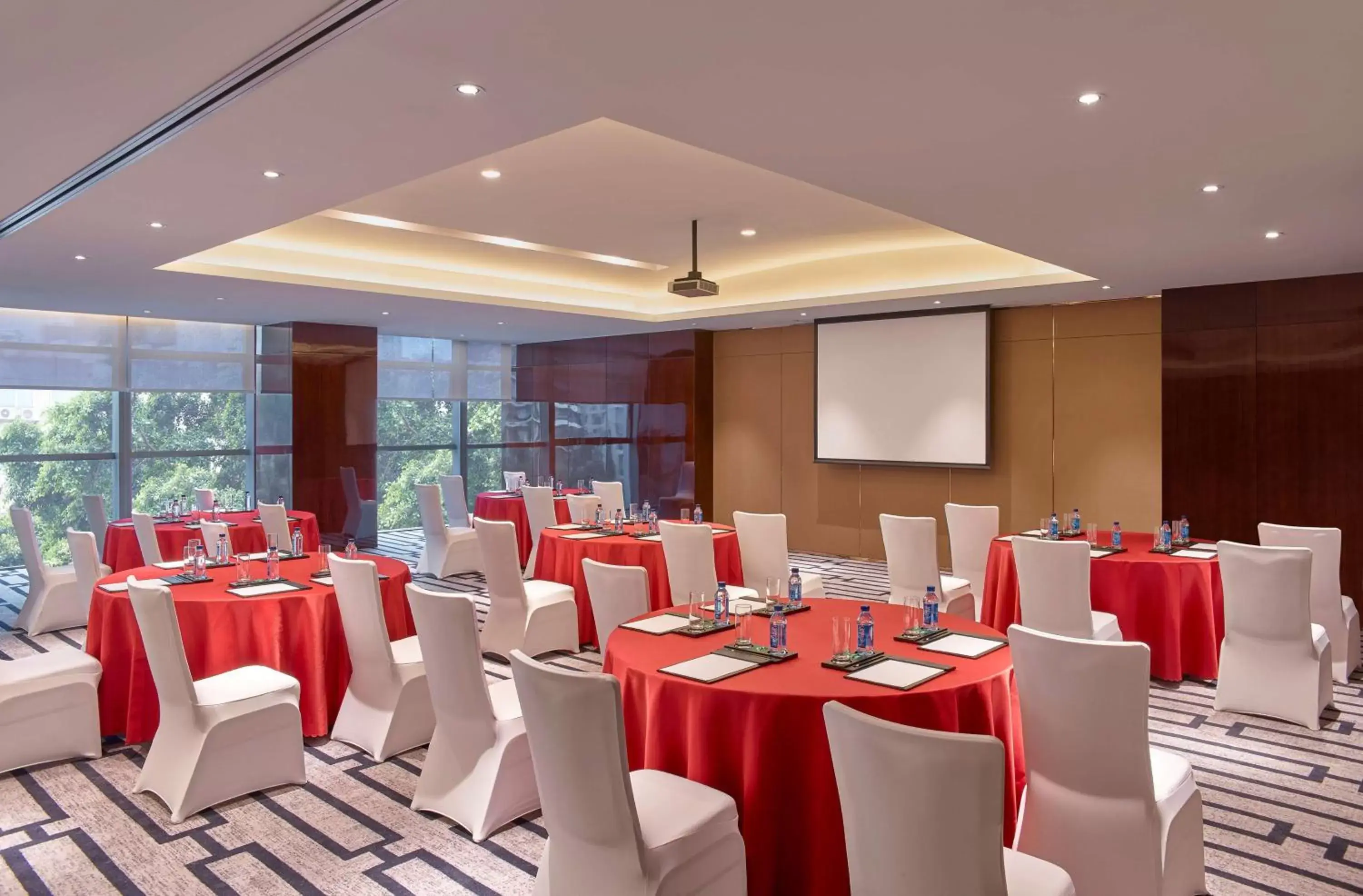 Meeting/conference room, Banquet Facilities in Hilton Haikou