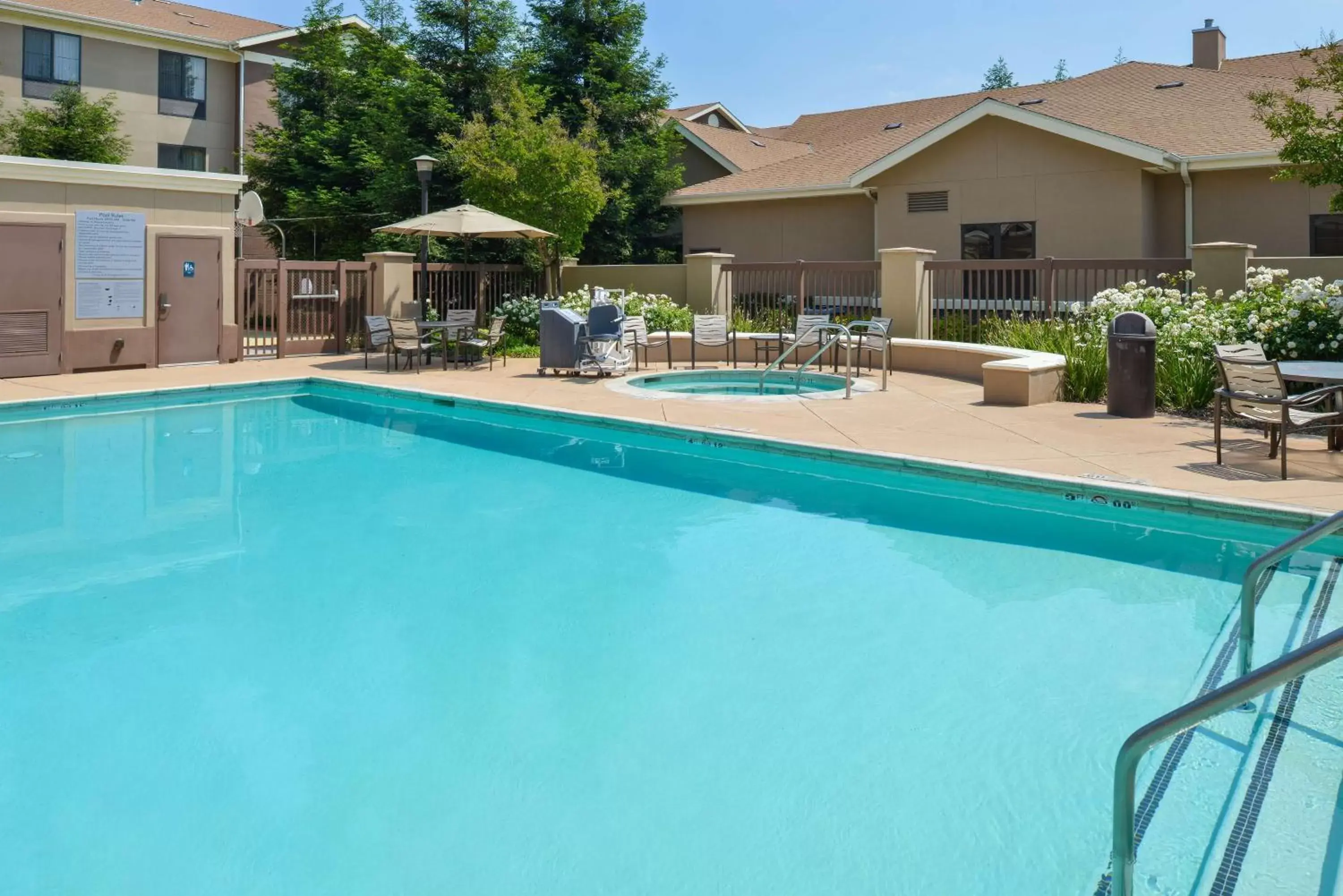 Pool view, Swimming Pool in Homewood Suites by Hilton Fresno