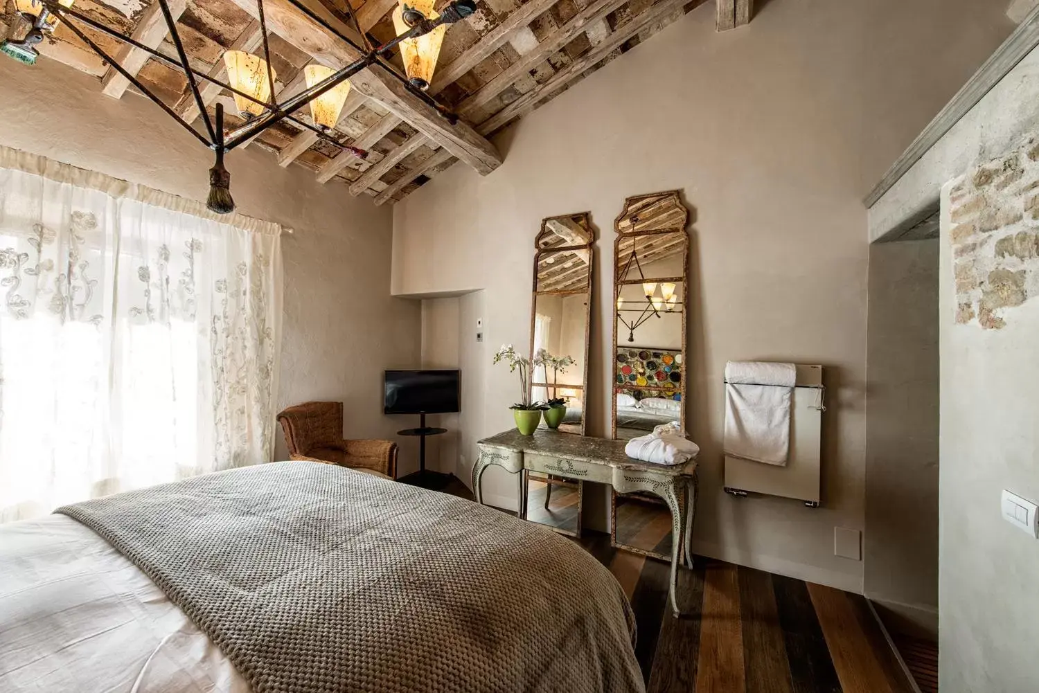 Day, Bed in Drogheria e Locanda Franci