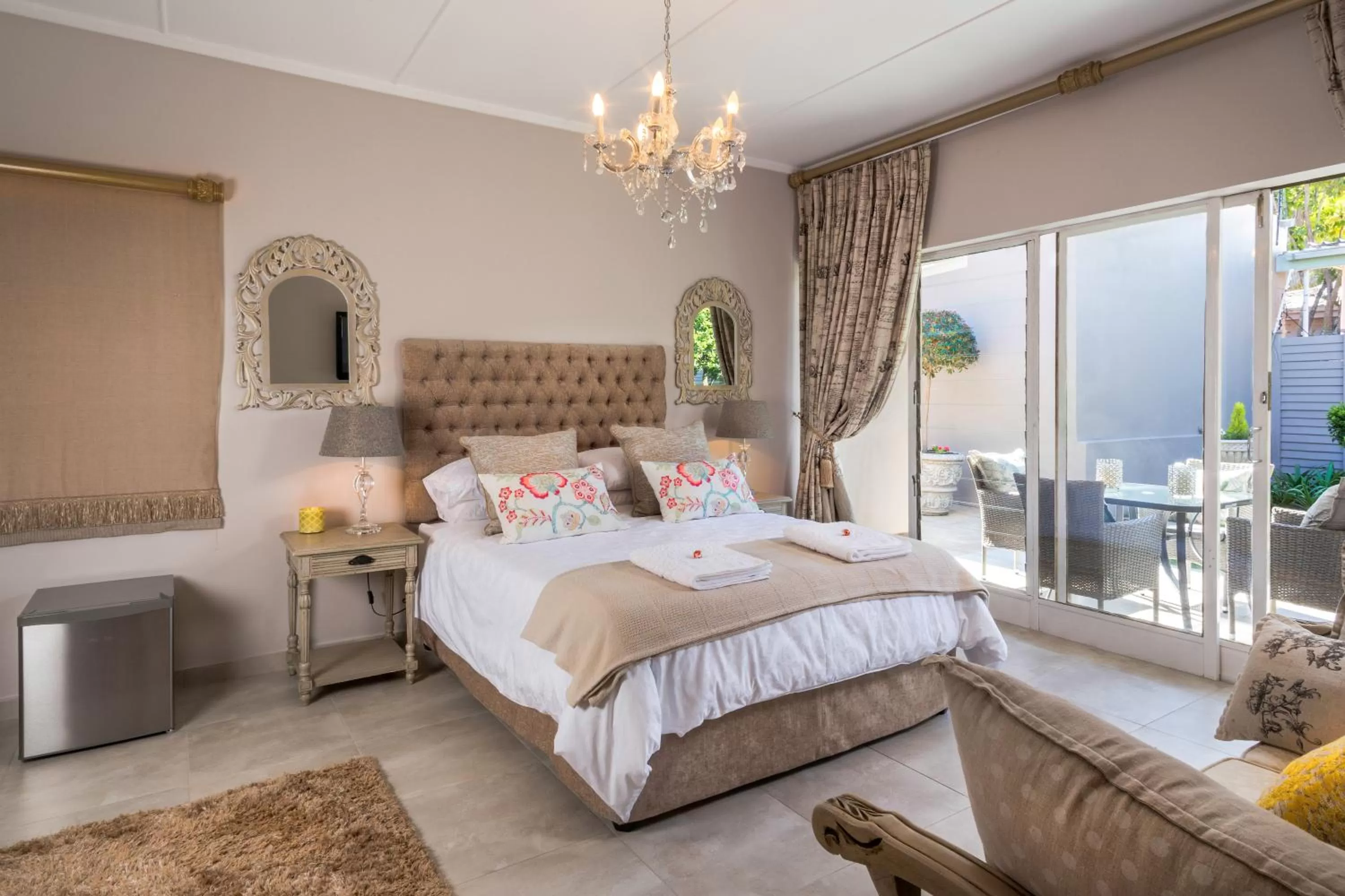 Deluxe Family Suite in La Vida Luka - Luxury Guesthouse