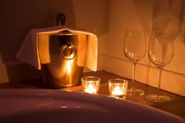 Deluxe Double Room in Joia Hotel & Luxury Apartments RTA Deluxe Double Room in Joia Hotel & Luxury Apartments RTA