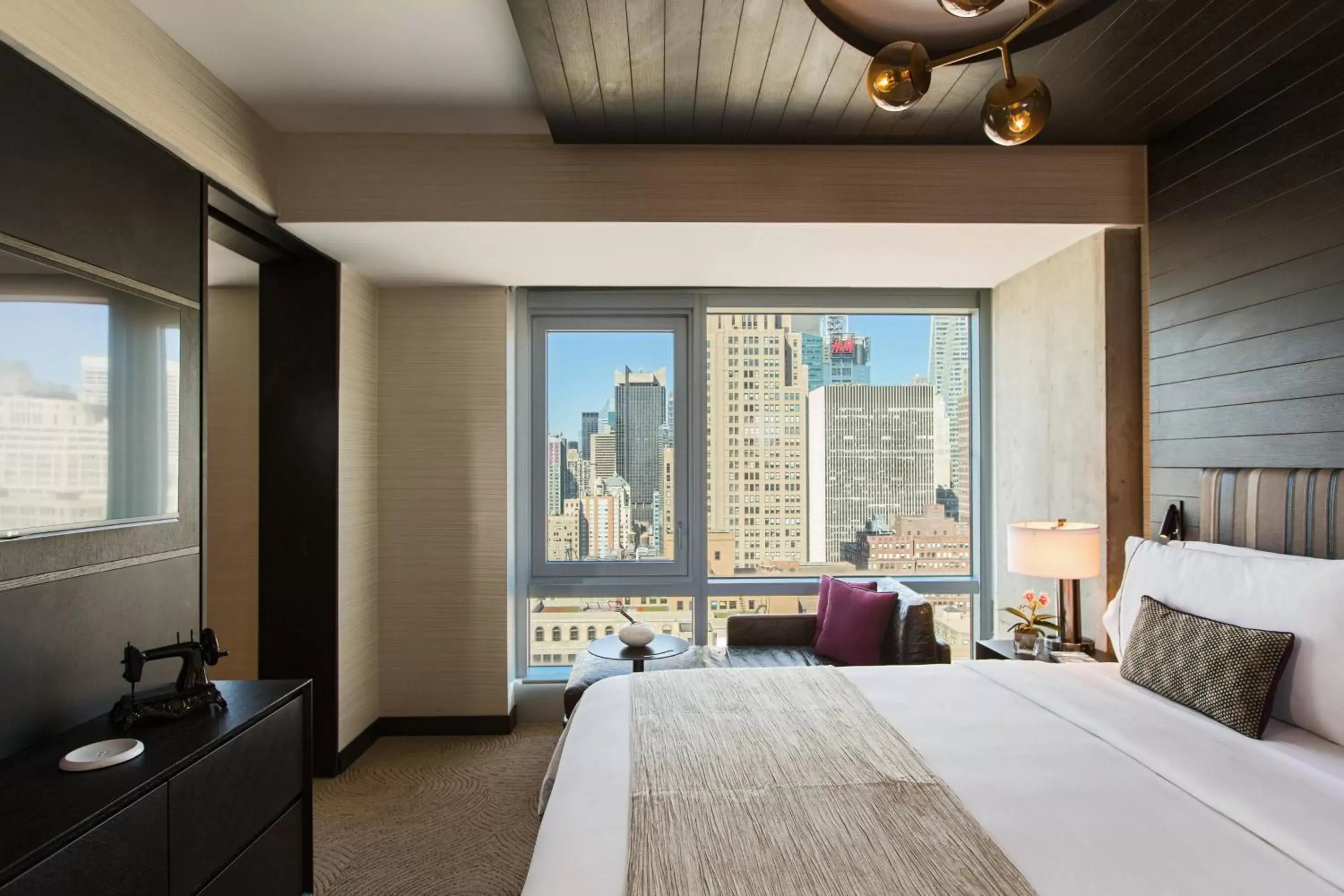 Bedroom in Renaissance New York Midtown Hotel