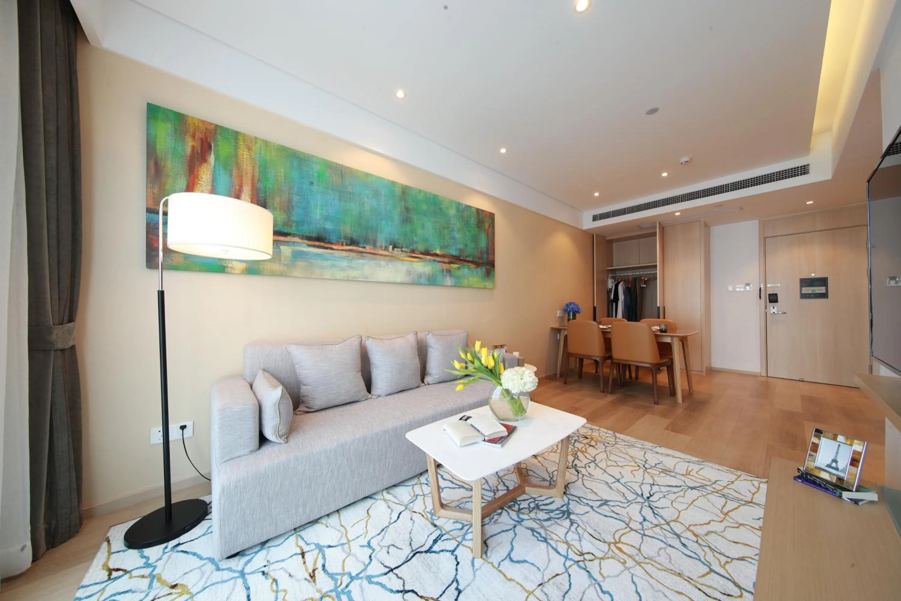 Living room in Sincere Residence Changfeng - Changfeng Ecological Business District - Near Exit 3 of Changfeng Park Station on Subway Line 15