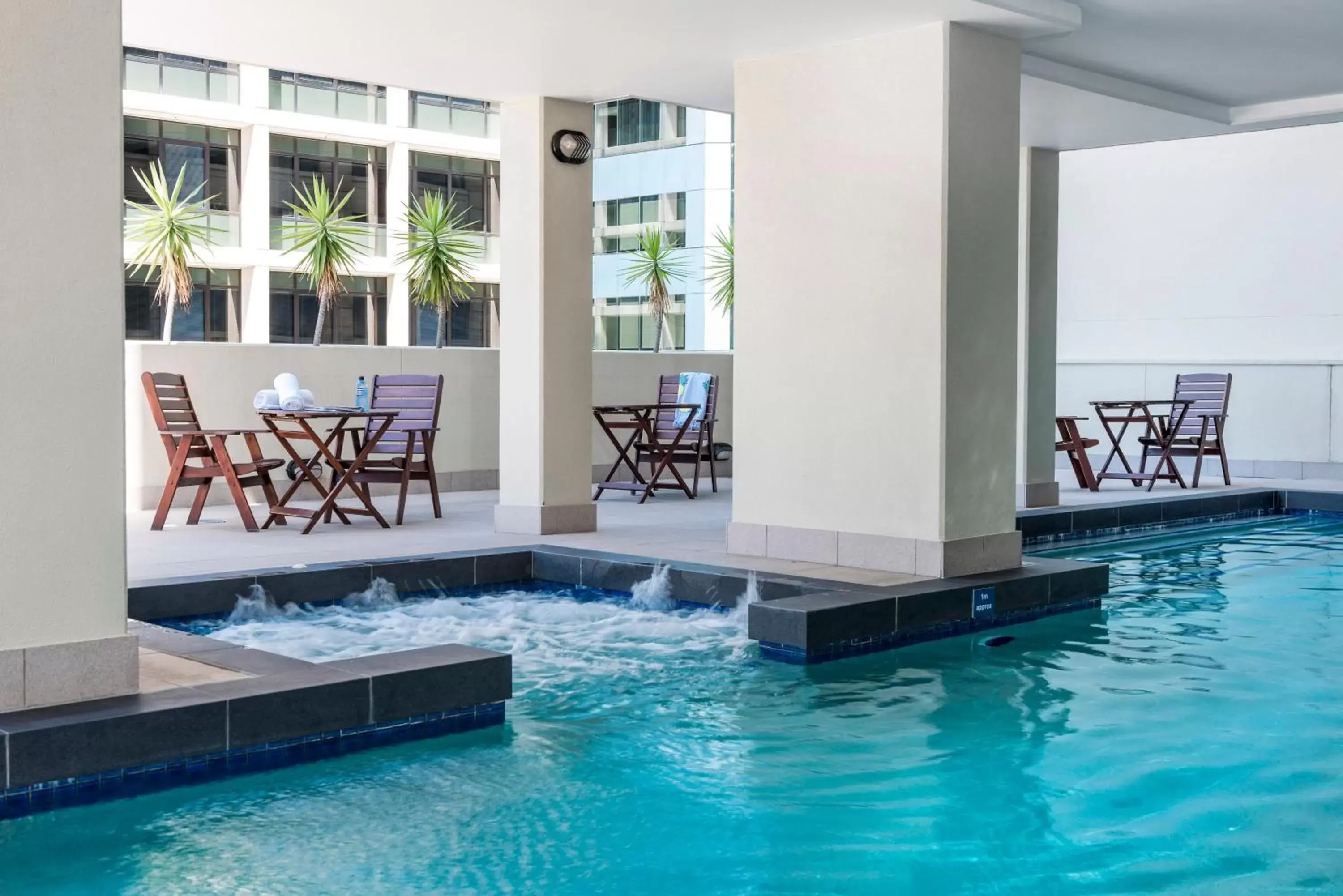Area and facilities, Swimming Pool in Oaks Brisbane Lexicon Suites