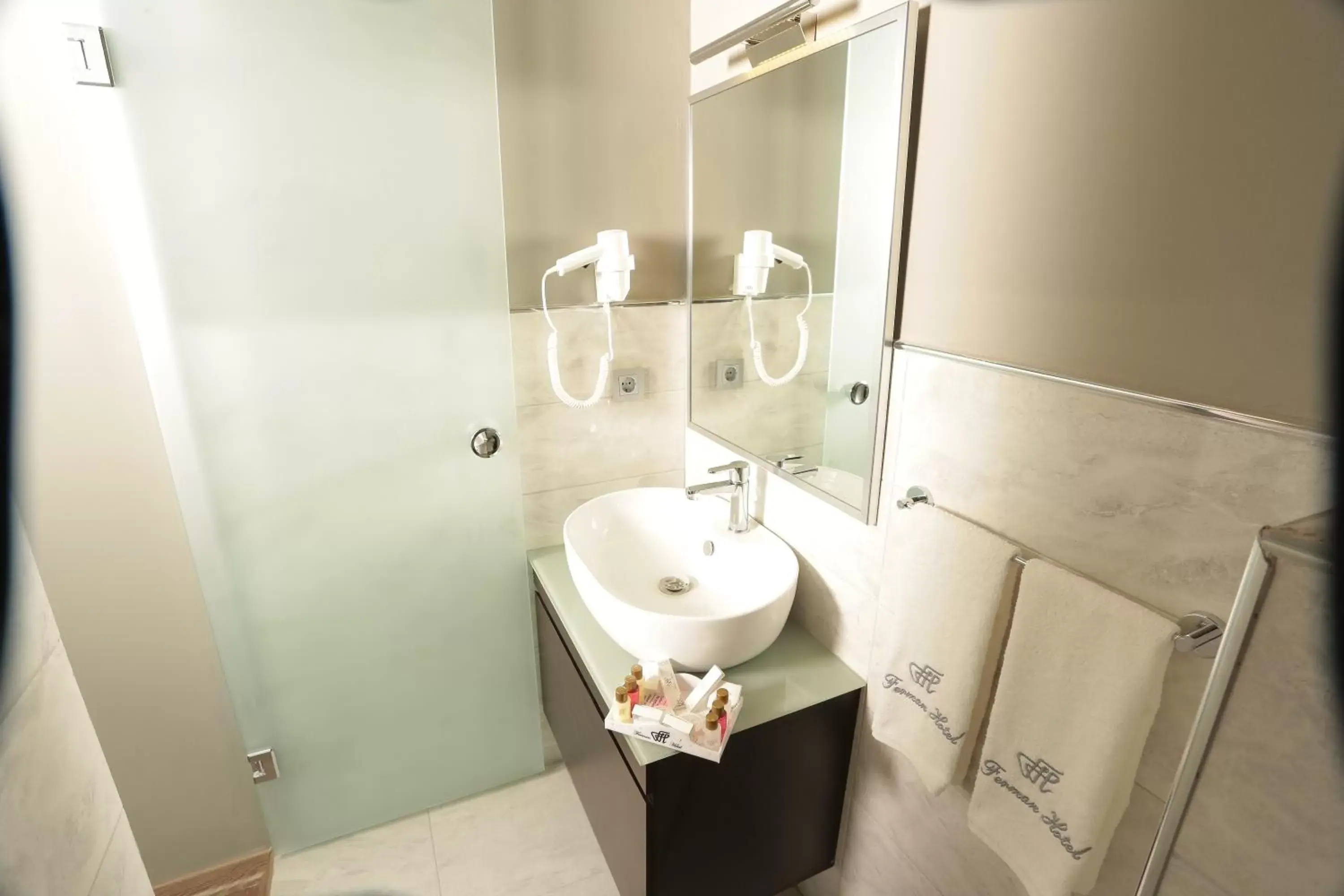 Bathroom in Ferman Pera Hotel