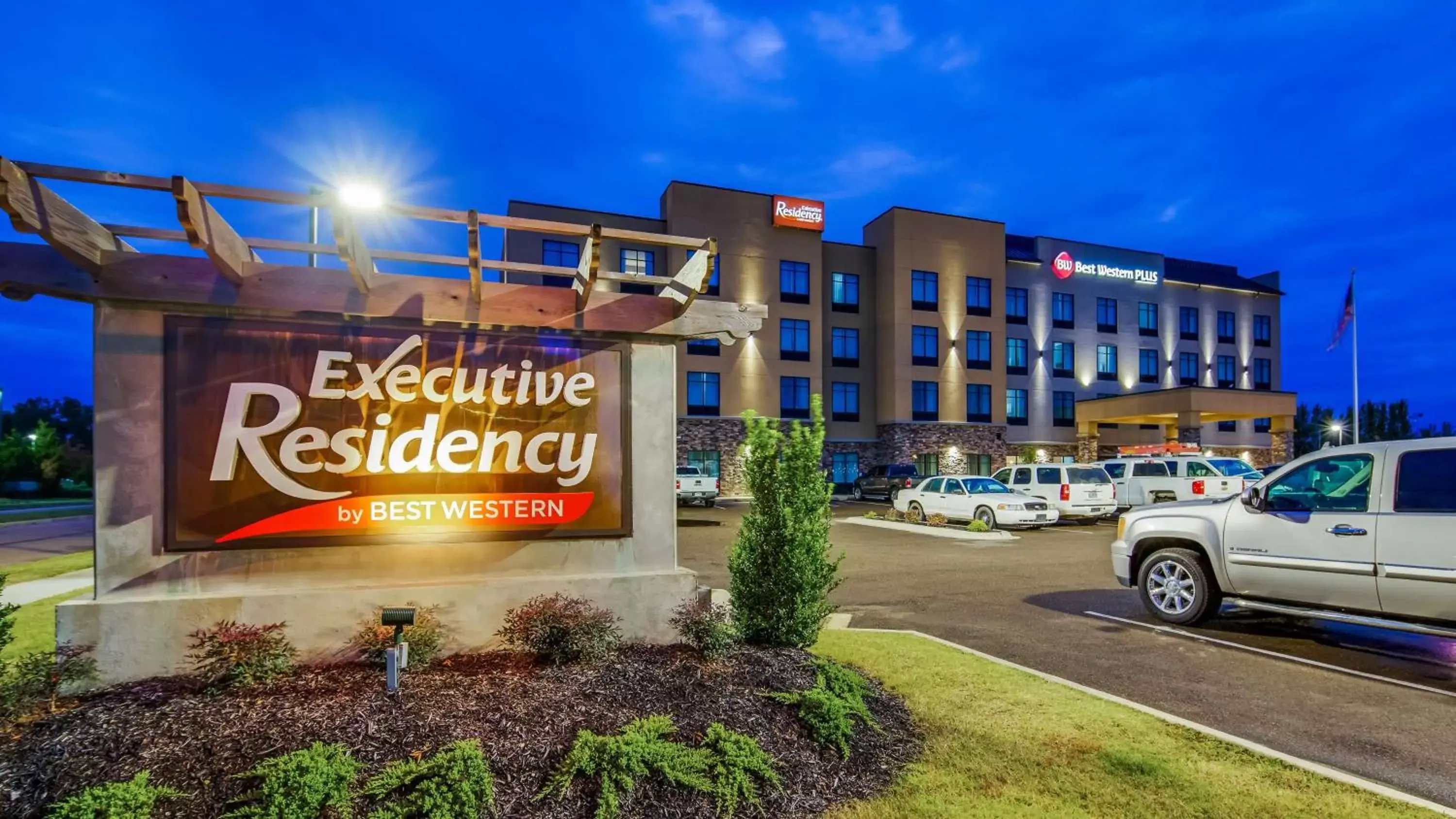 Property Building in Best Western Plus Executive Residency Marion