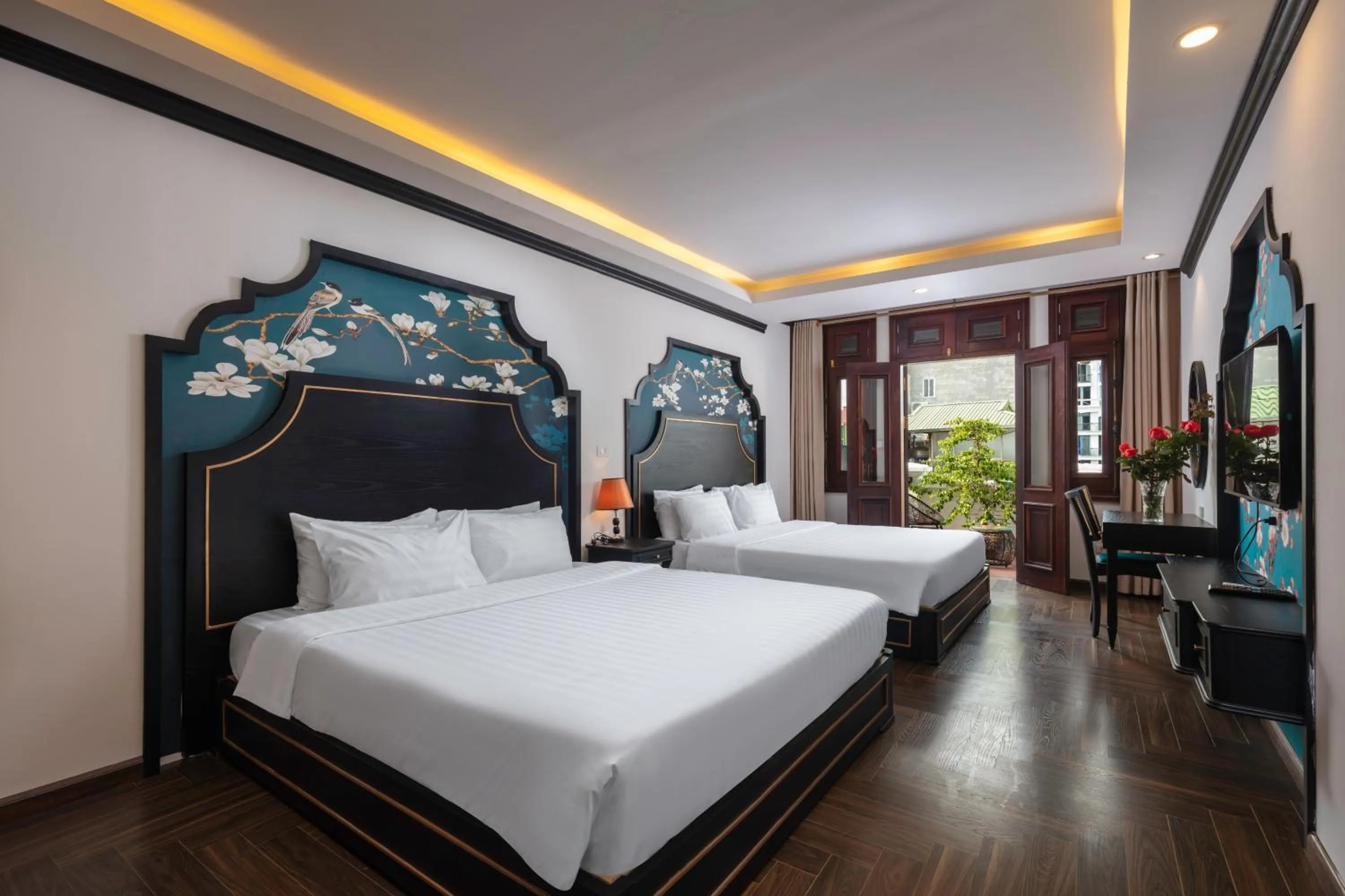 Bedroom, Bed in Queen Light Hotel - Ha Noi Old Quater