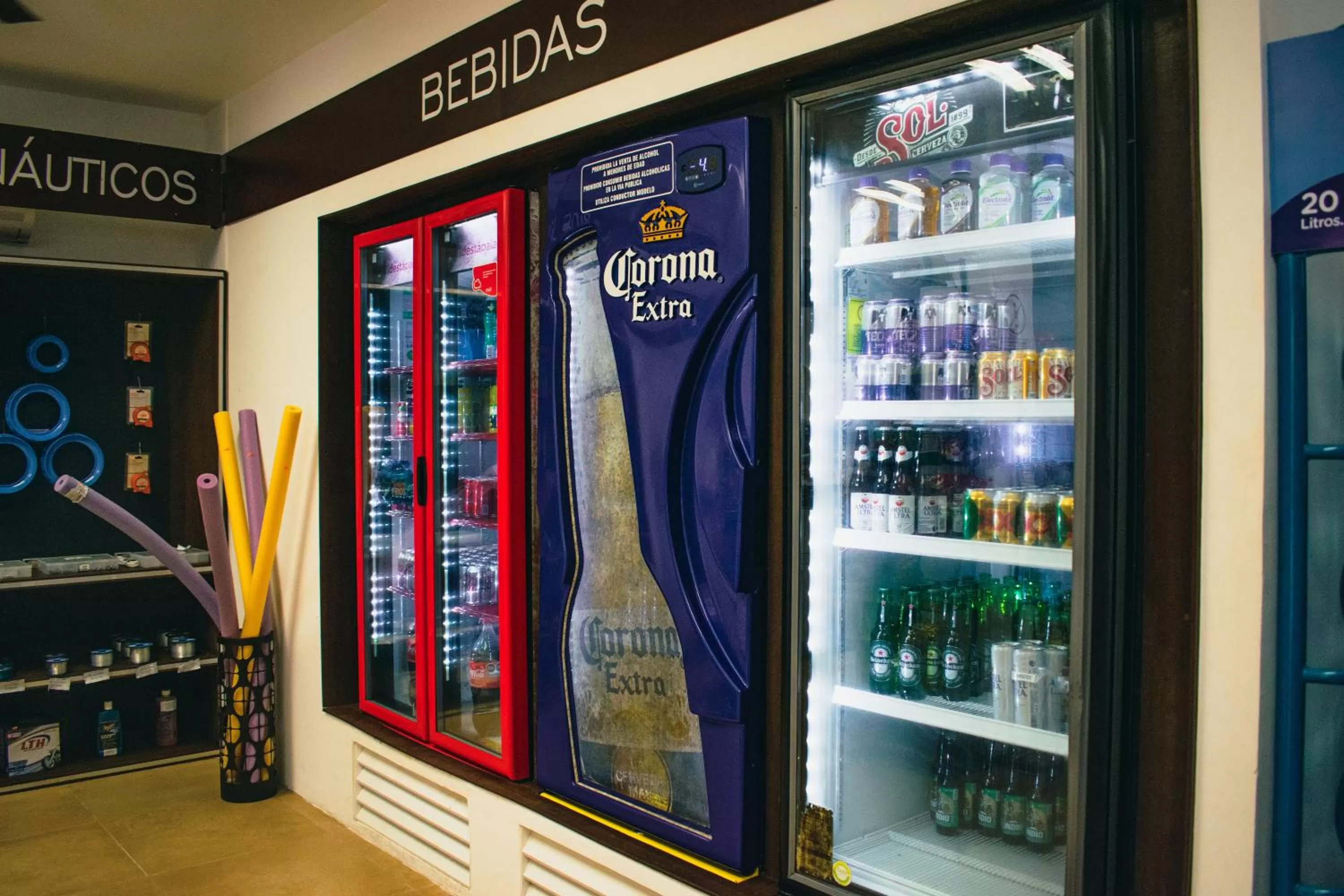 On-site shops in Villas Grand Marina Kinuh