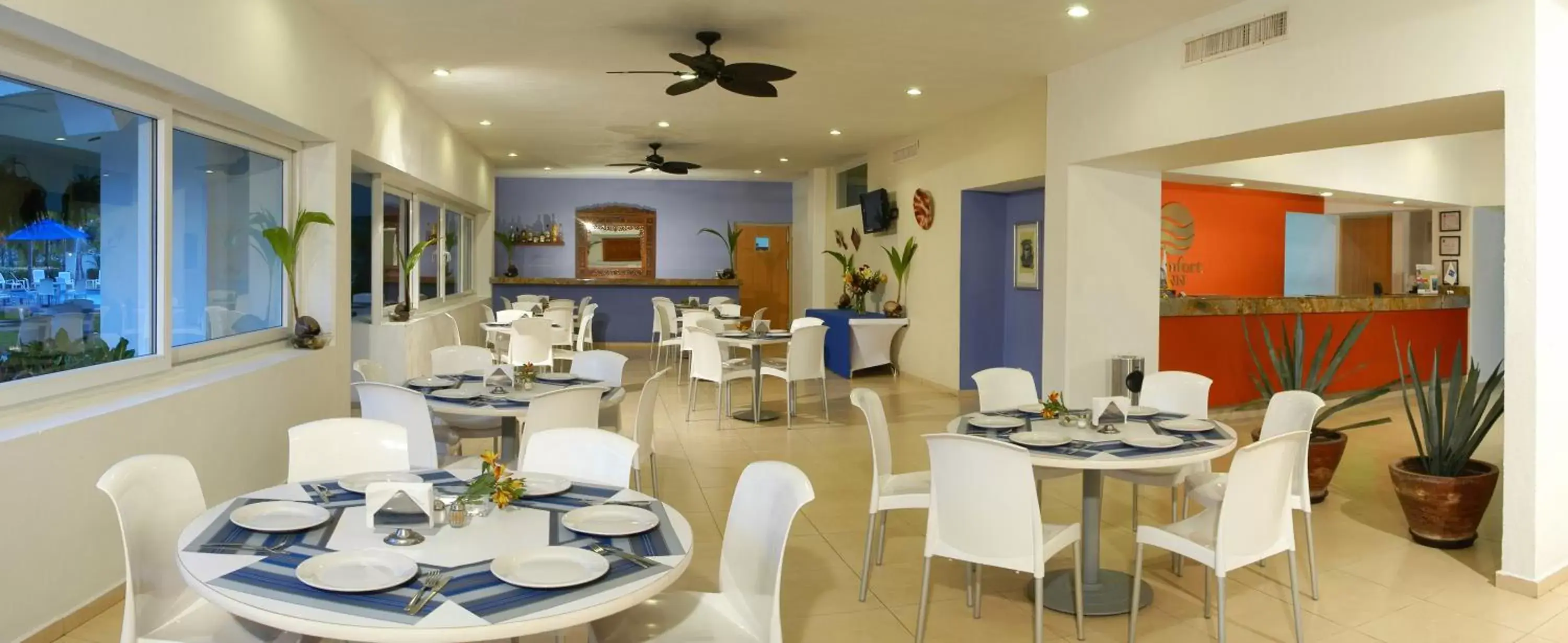 Restaurant/Places to Eat in Comfort Inn Puerto Vallarta