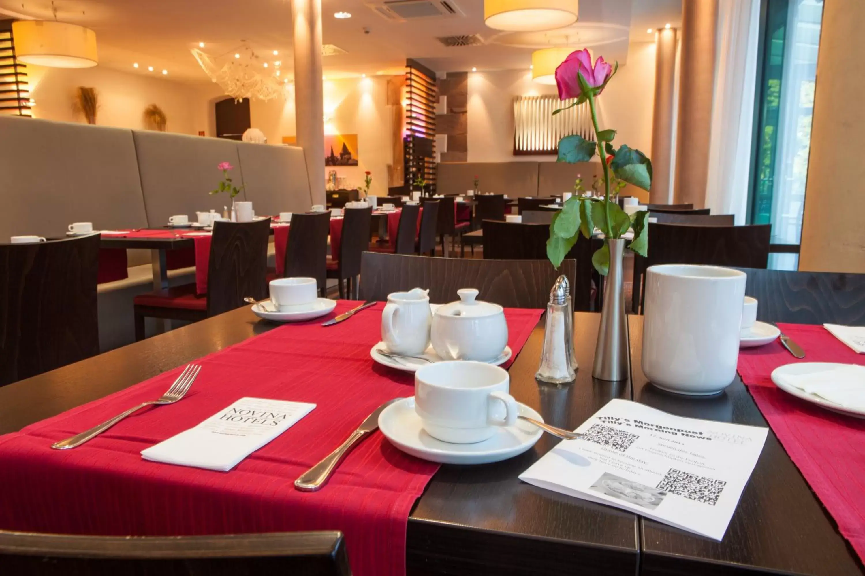 Restaurant/Places to Eat in Novina Hotel Tillypark
