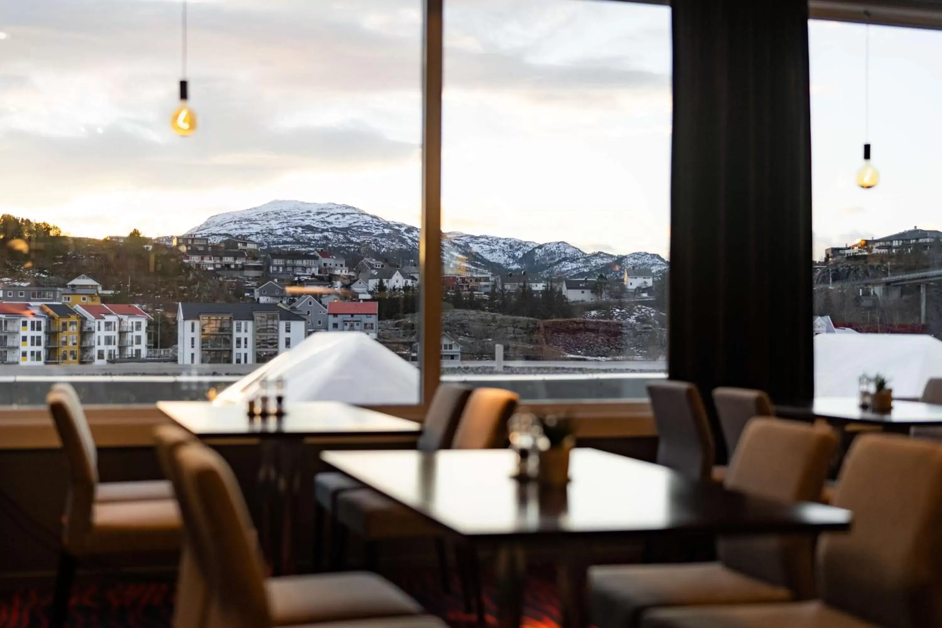 Restaurant/places to eat in Scandic Kristiansund