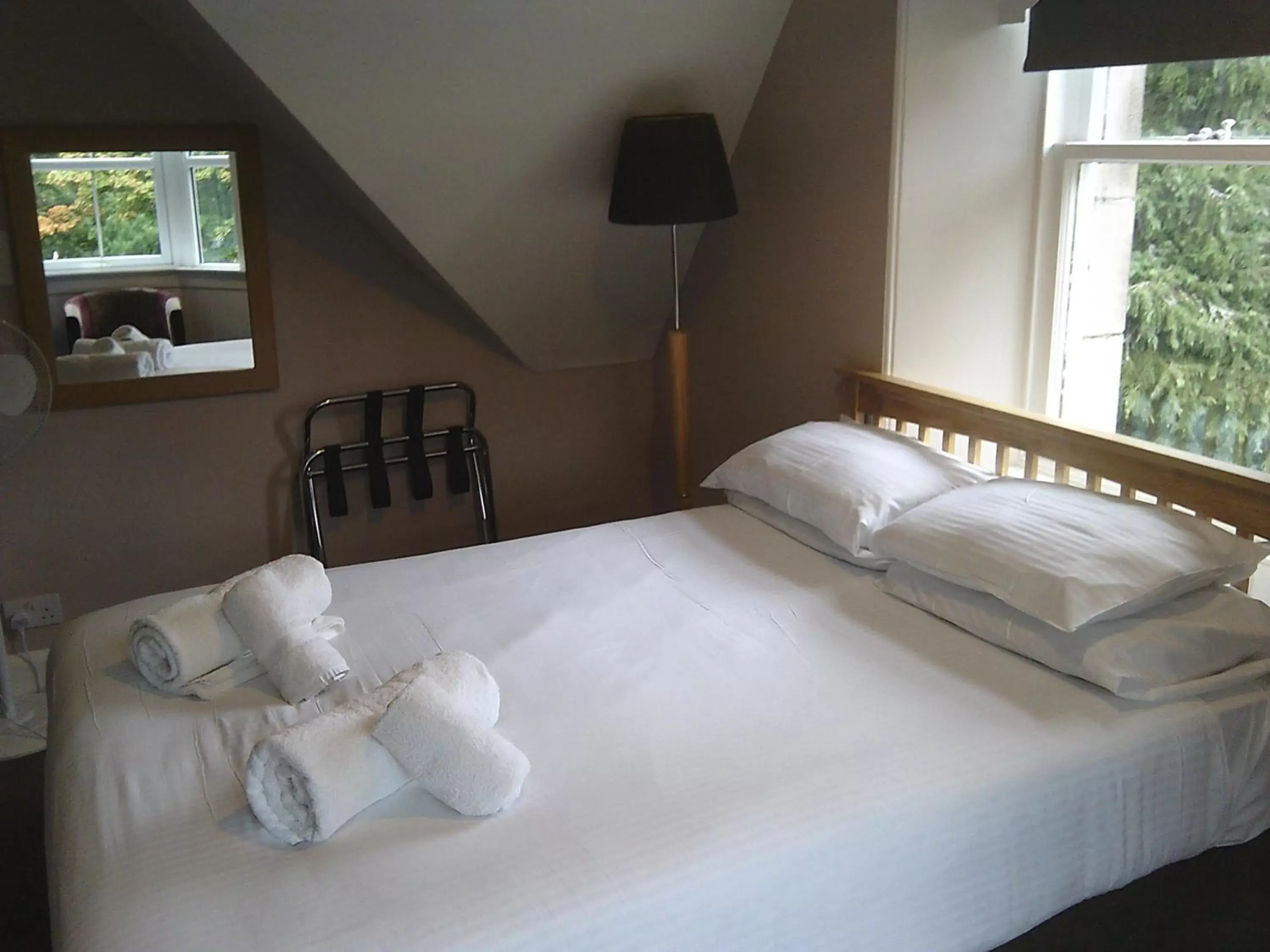 Bed in The Speyside Hotel and Restaurant