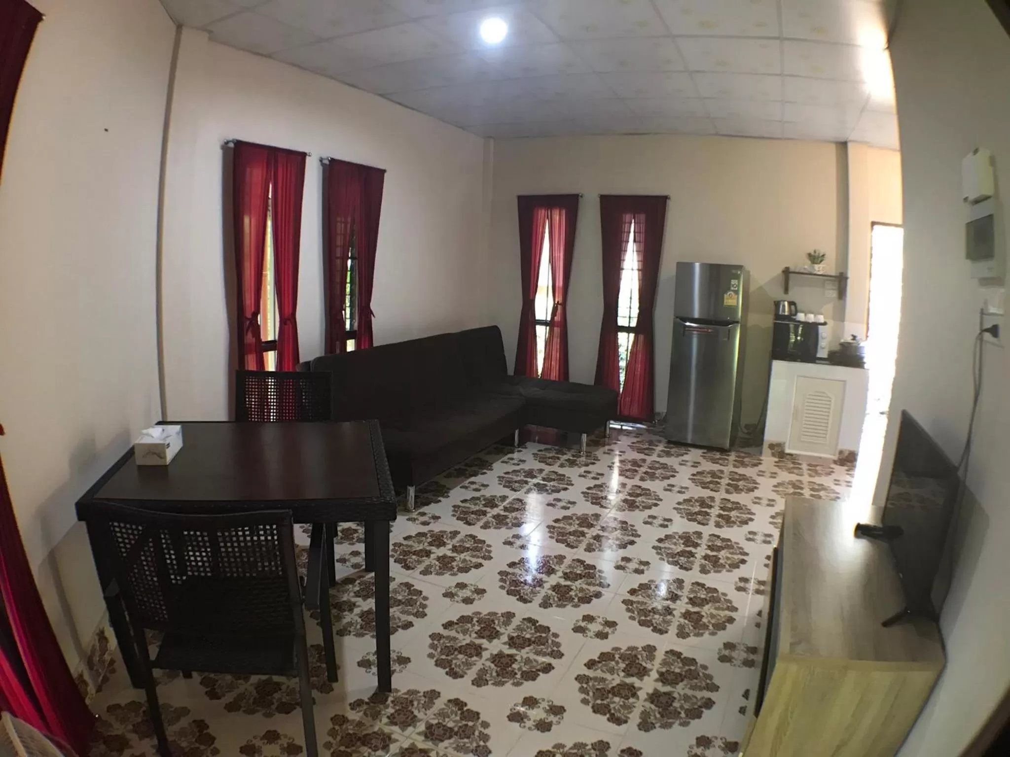 Photo of the whole room in Fine Times Resort