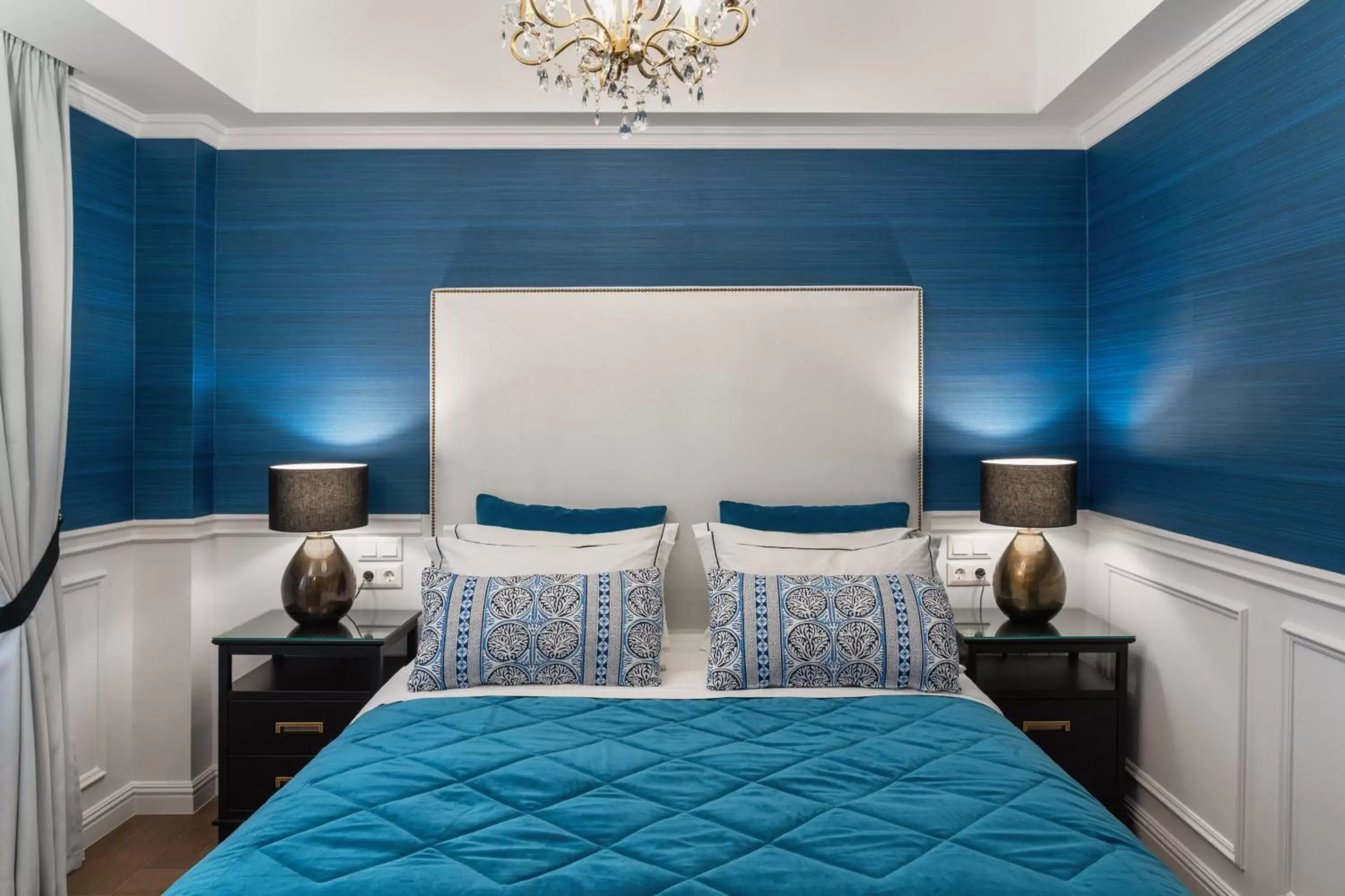 Bedroom, Bed in Evripidou Suites