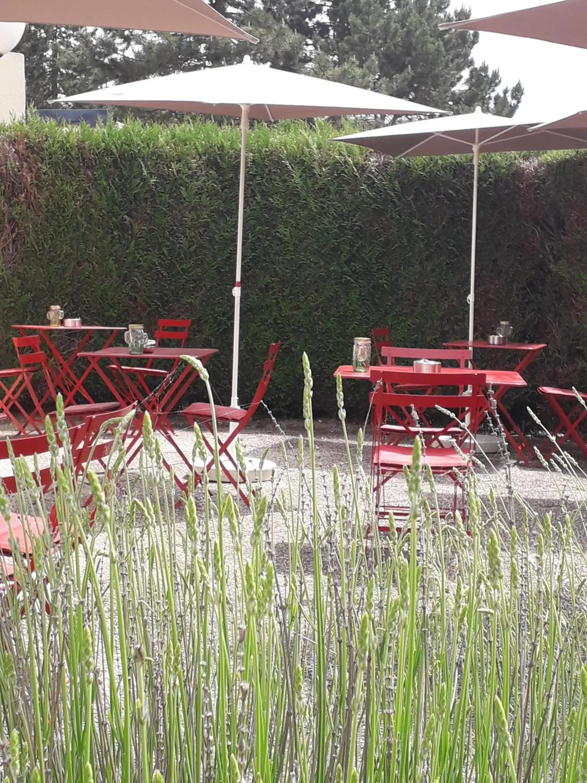 Patio in ibis Chalons en Champagne