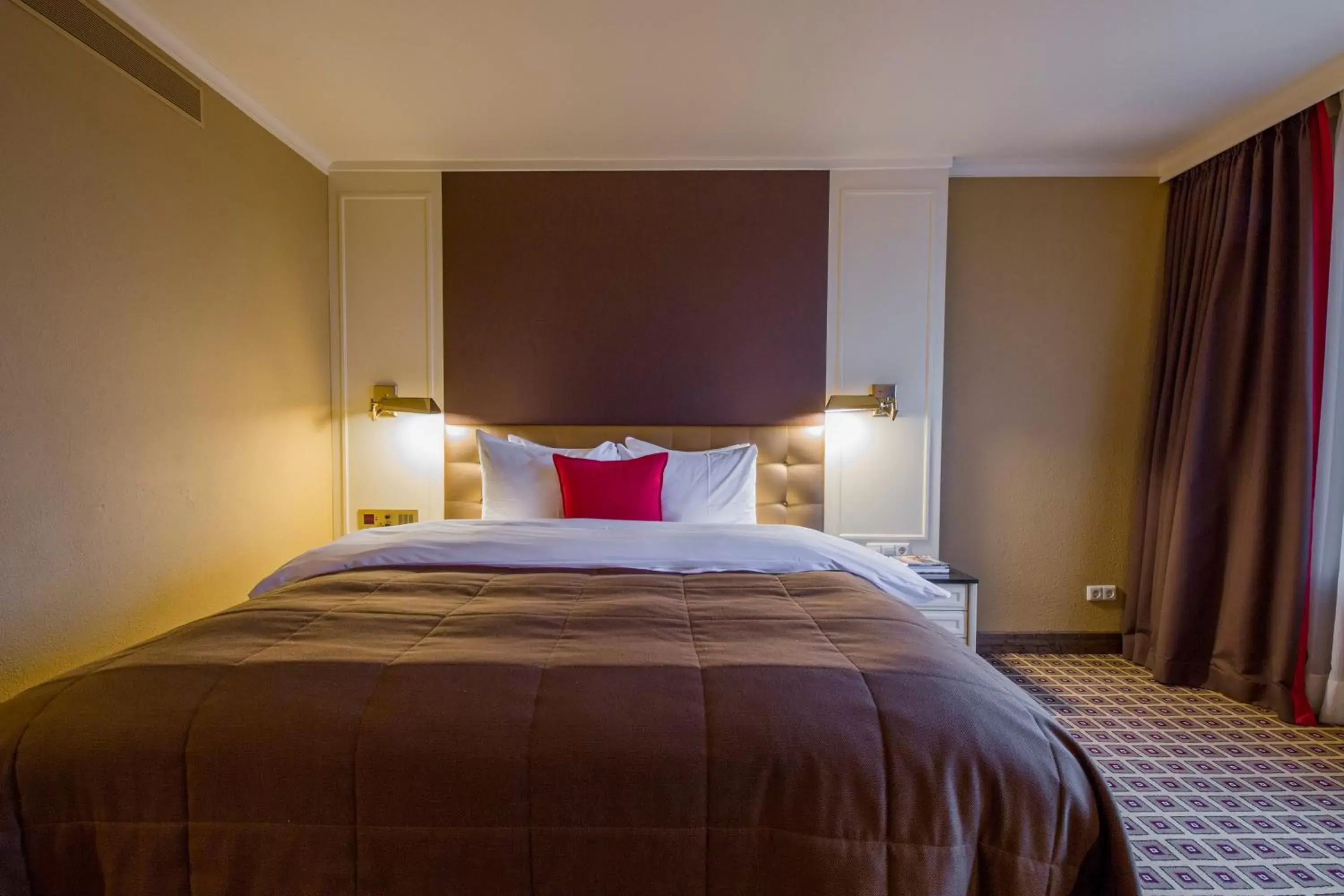 Bed in Grand Hotel Huis ter Duin
